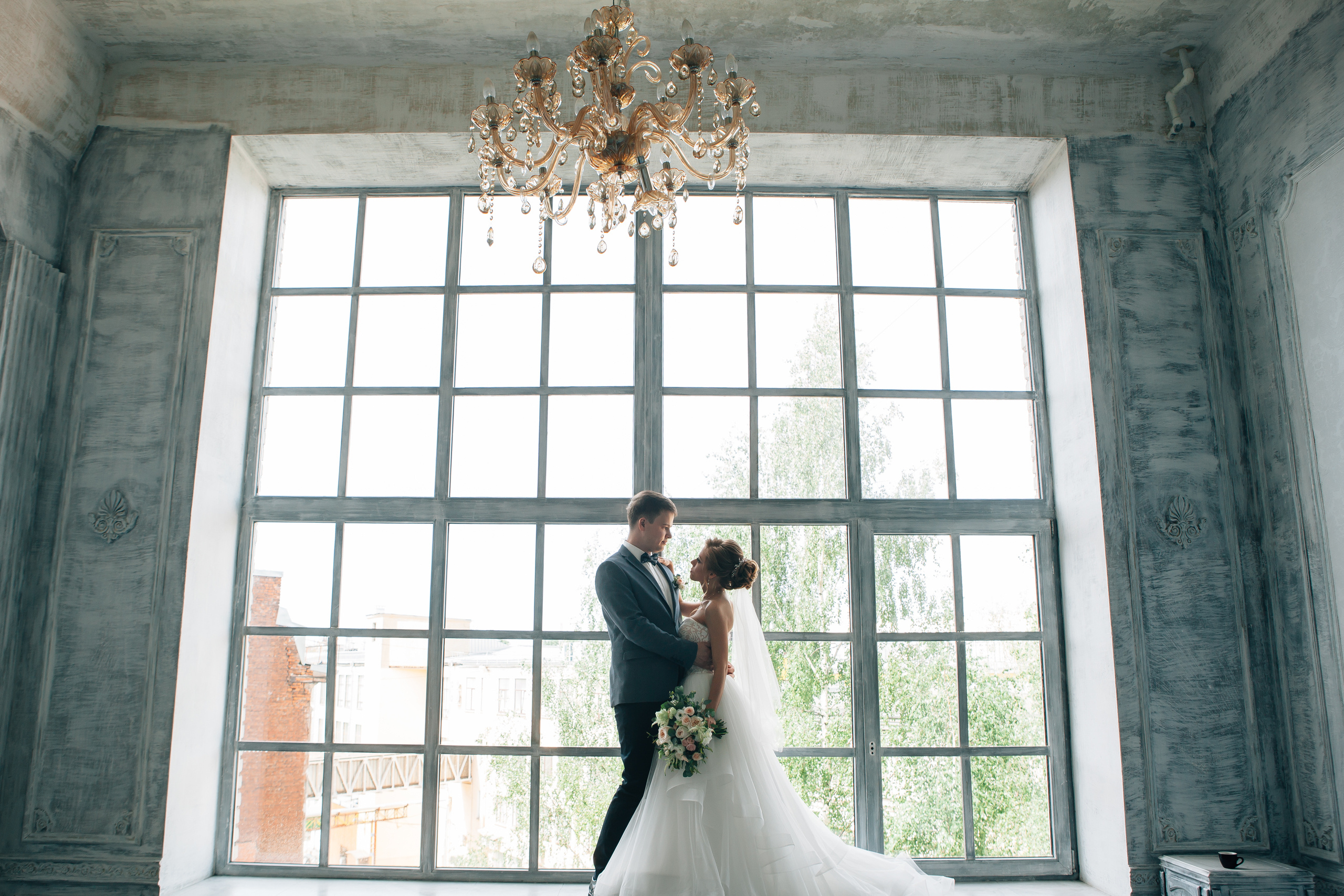 Фотостудии для прогулки и сборов невесты. Свадебный фотограф в Санкт-Петербурге, Москве, Европе и по всему миру