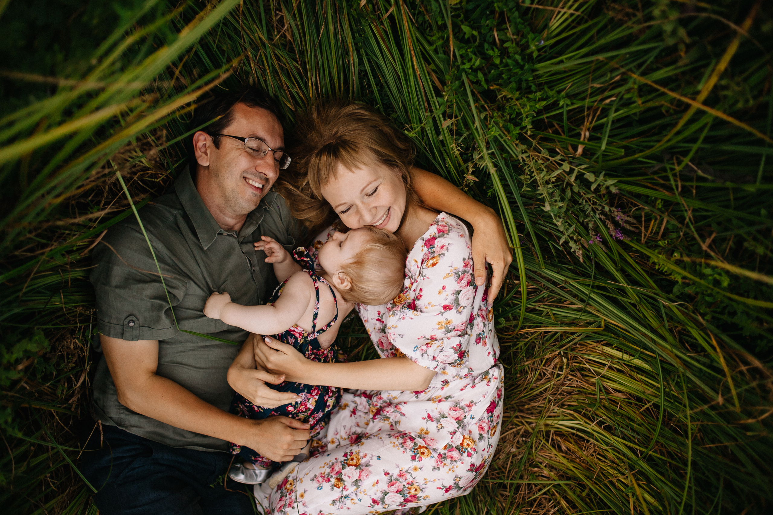 Стоимость семейной фотопрогулки в Майкопе. Семейный и свадебный фотограф в Майкопе Михаил Мартиросян
