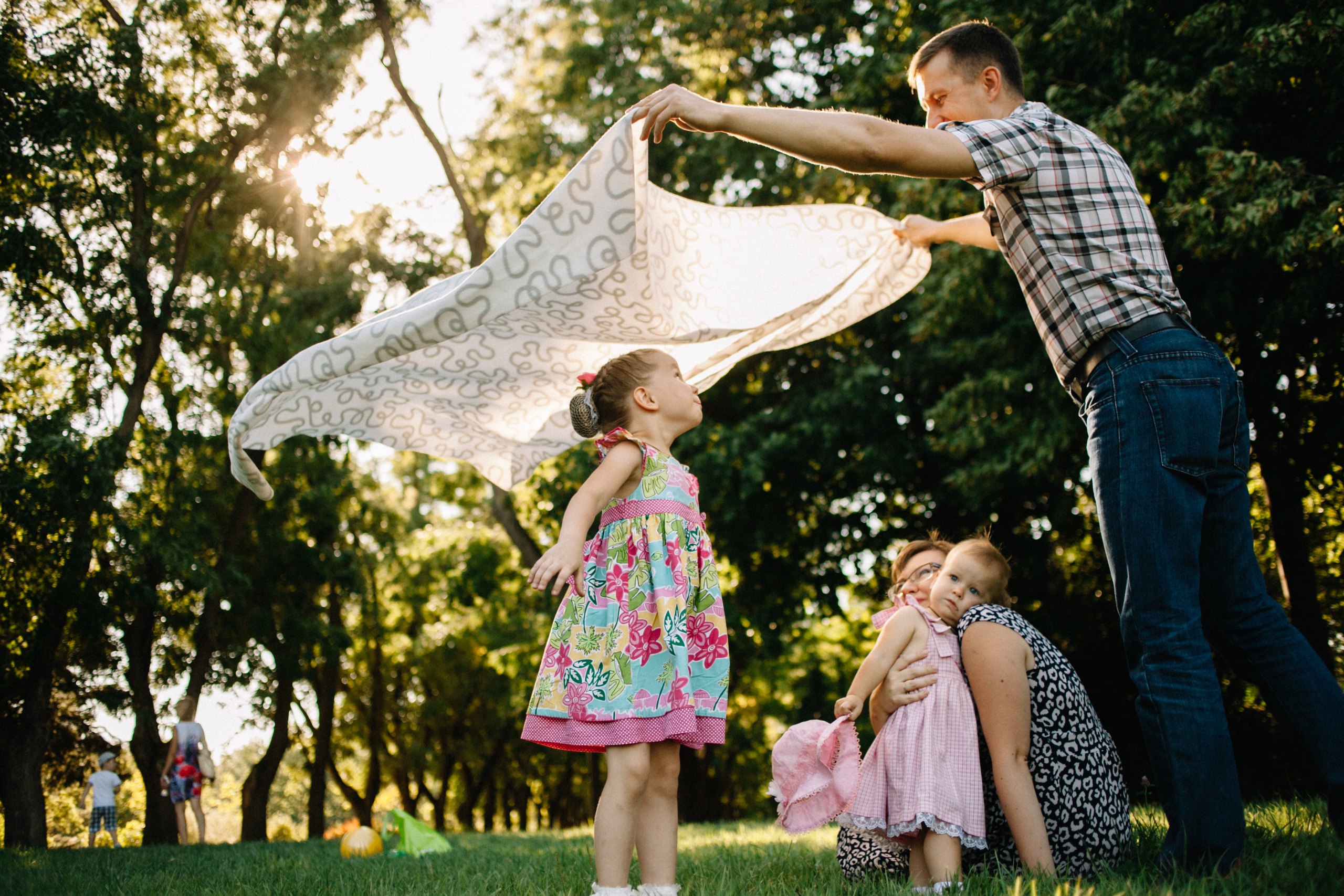 Стоимость семейной фотопрогулки в Майкопе. Семейный и свадебный фотограф в Майкопе Михаил Мартиросян