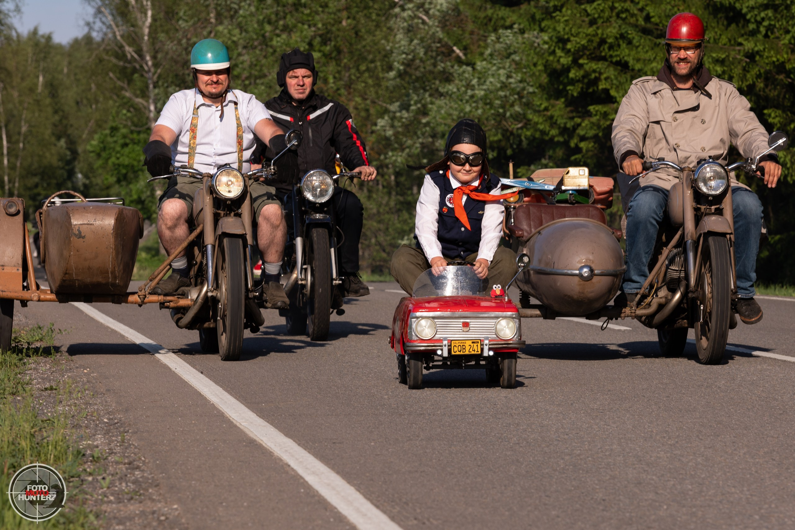 Сафари «Детство». FotoMotoHunterZ — фотографии мотоциклистов на улицах города