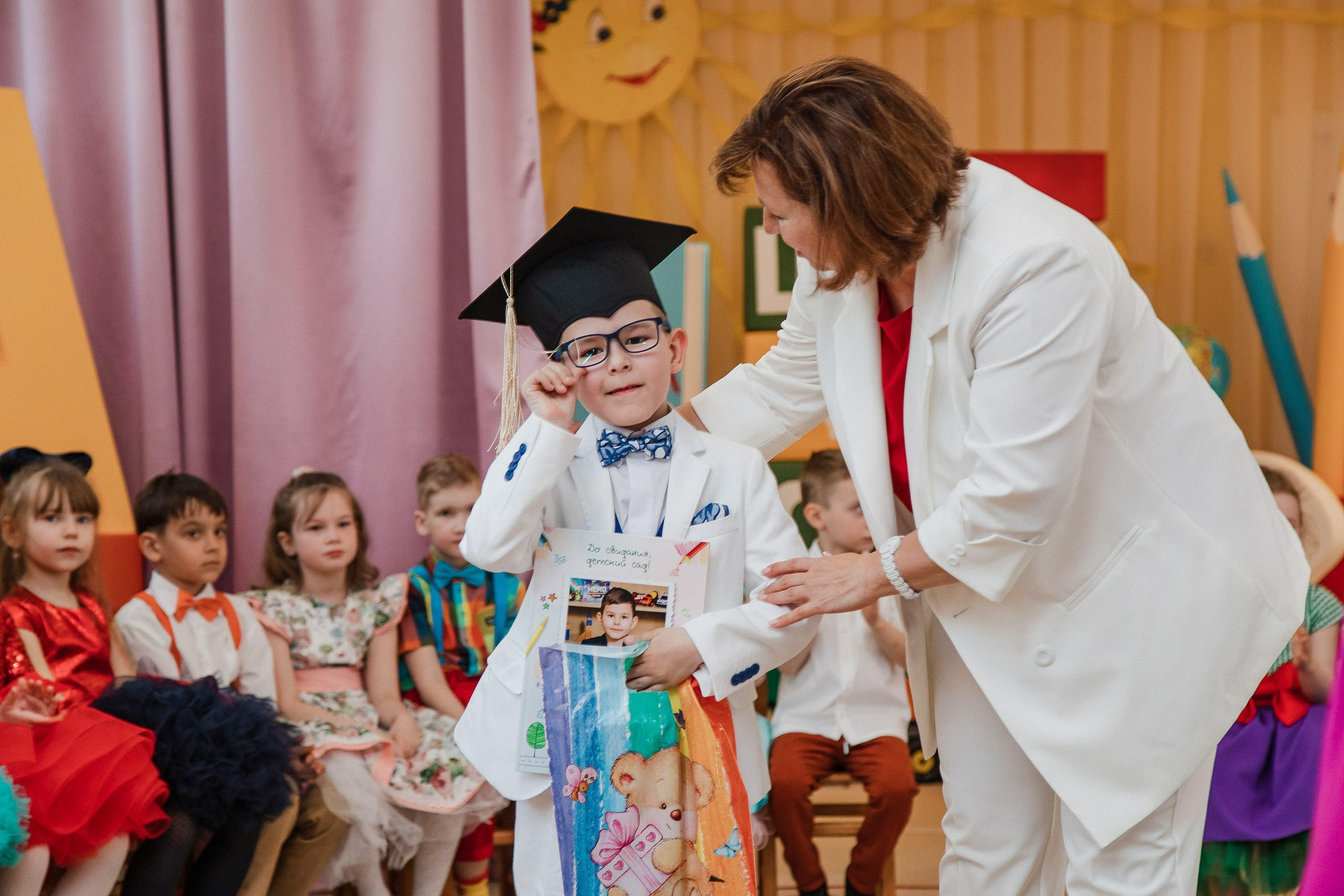 Фотосессии в детском саду. Фото и видео Москва. Свадебный фотограф, видеограф, фотосессии, видеосъемка