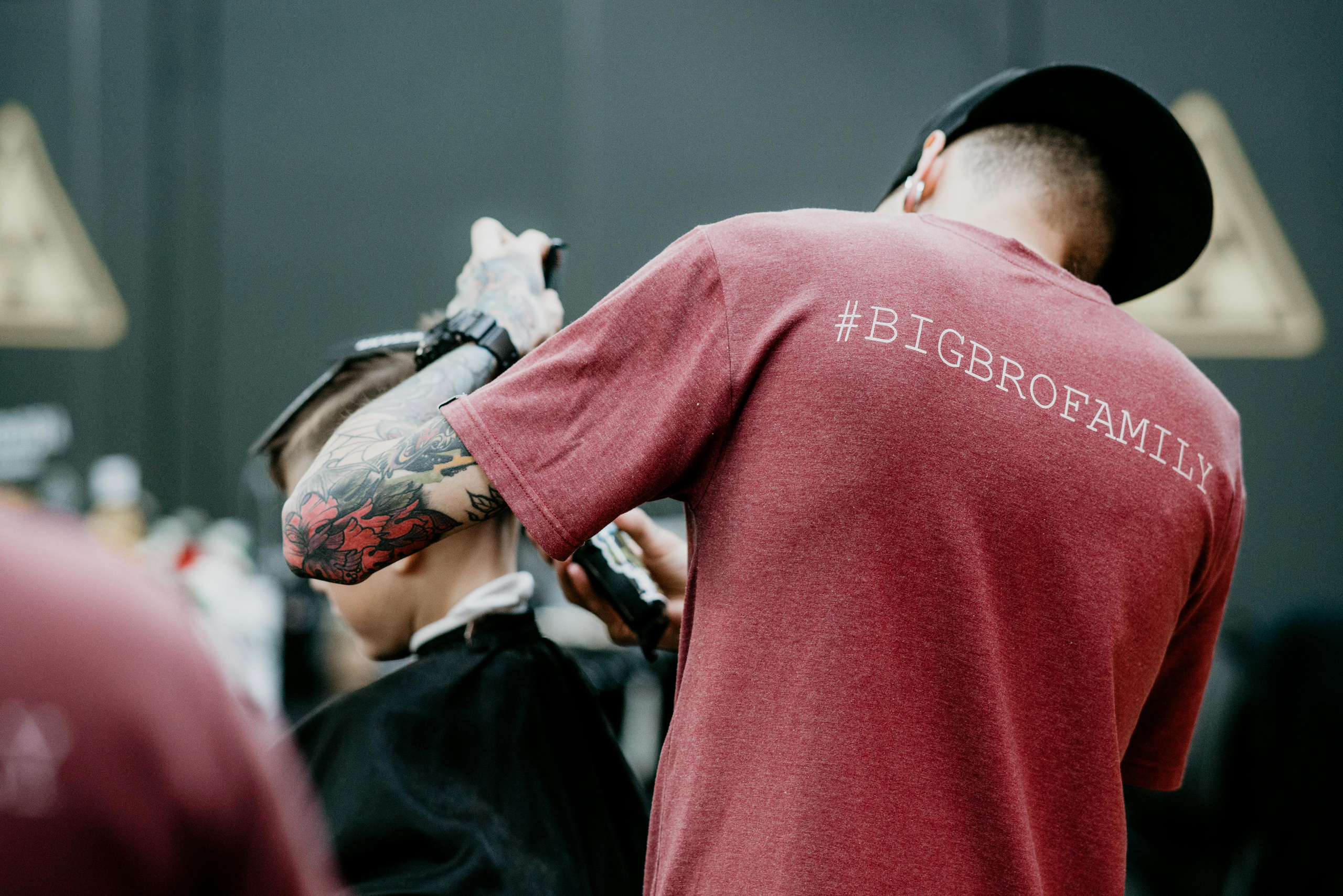 Мужская парикмахерская BigBro. Свадебный и портретный фотограф в Комсомольске-на-Амуре Сергей Лазарен