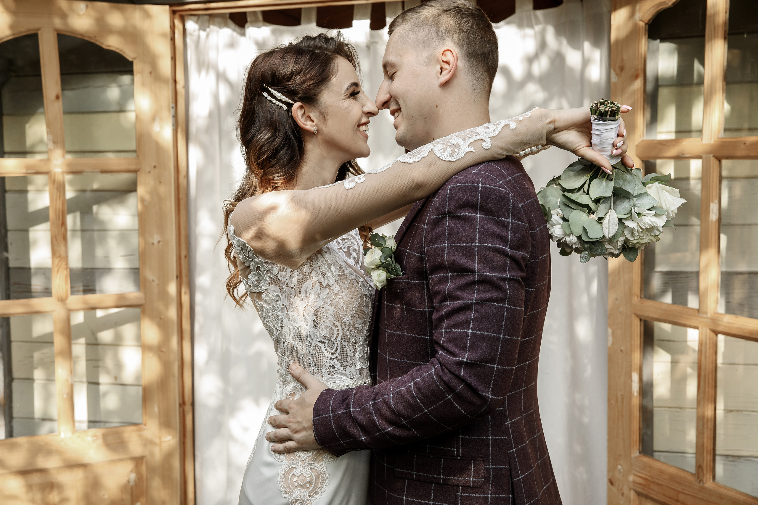 Свадебная прогулка Максима и Алены. Свадебный фотограф Колесников Антон