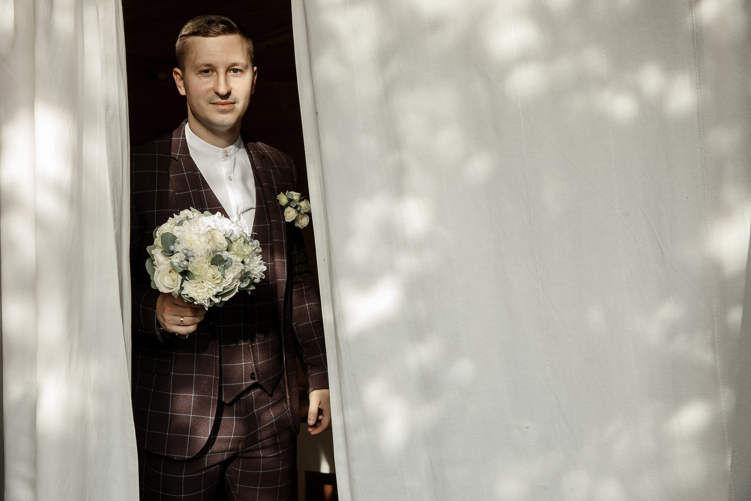 Свадебная прогулка Максима и Алены. Свадебный фотограф Колесников Антон