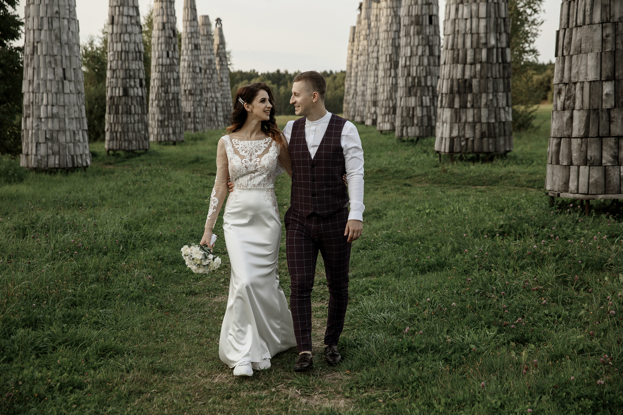 Свадебная прогулка Максима и Алены. Свадебный фотограф Колесников Антон