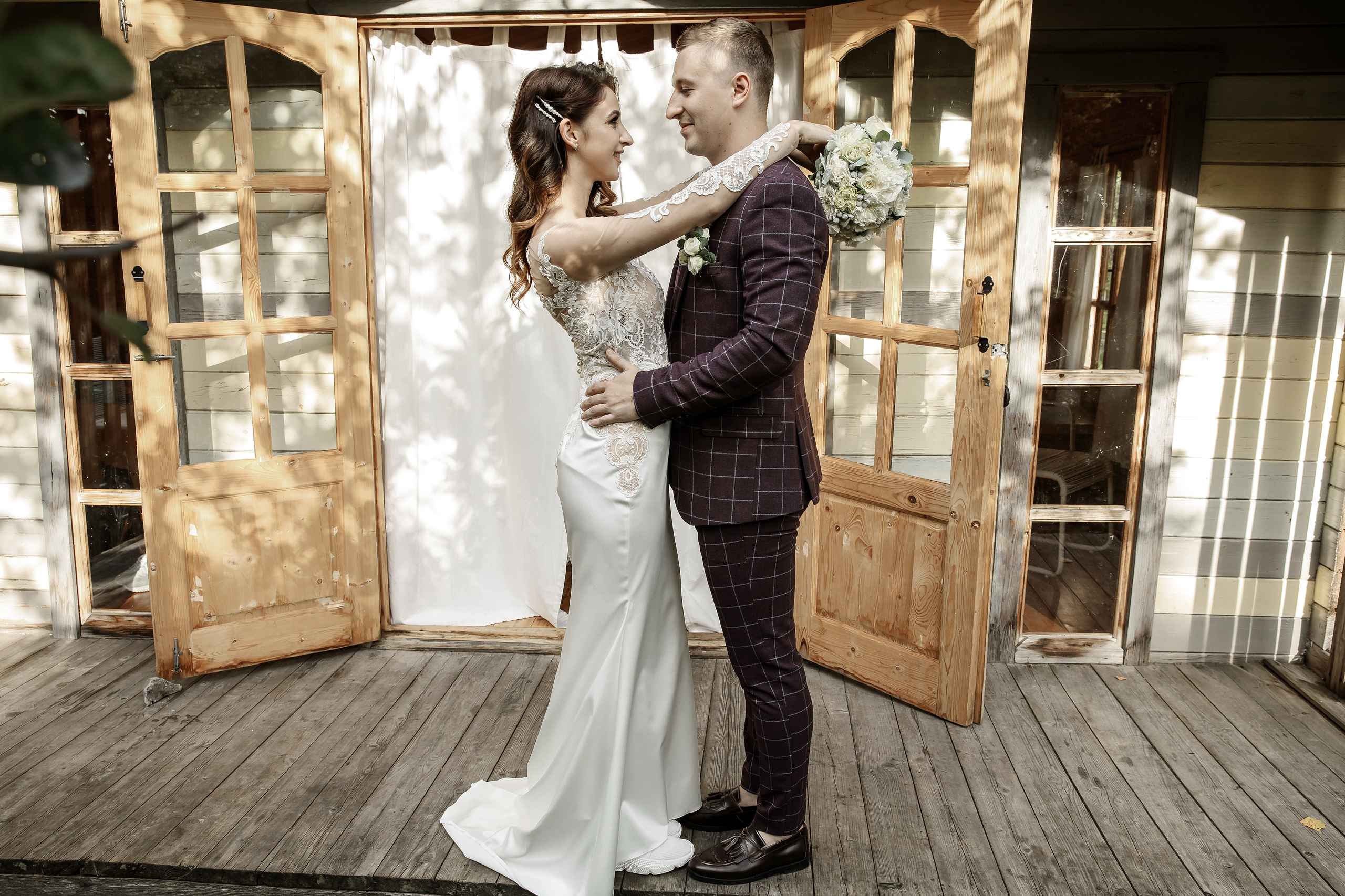 Свадебная прогулка Максима и Алены. Свадебный фотограф Колесников Антон