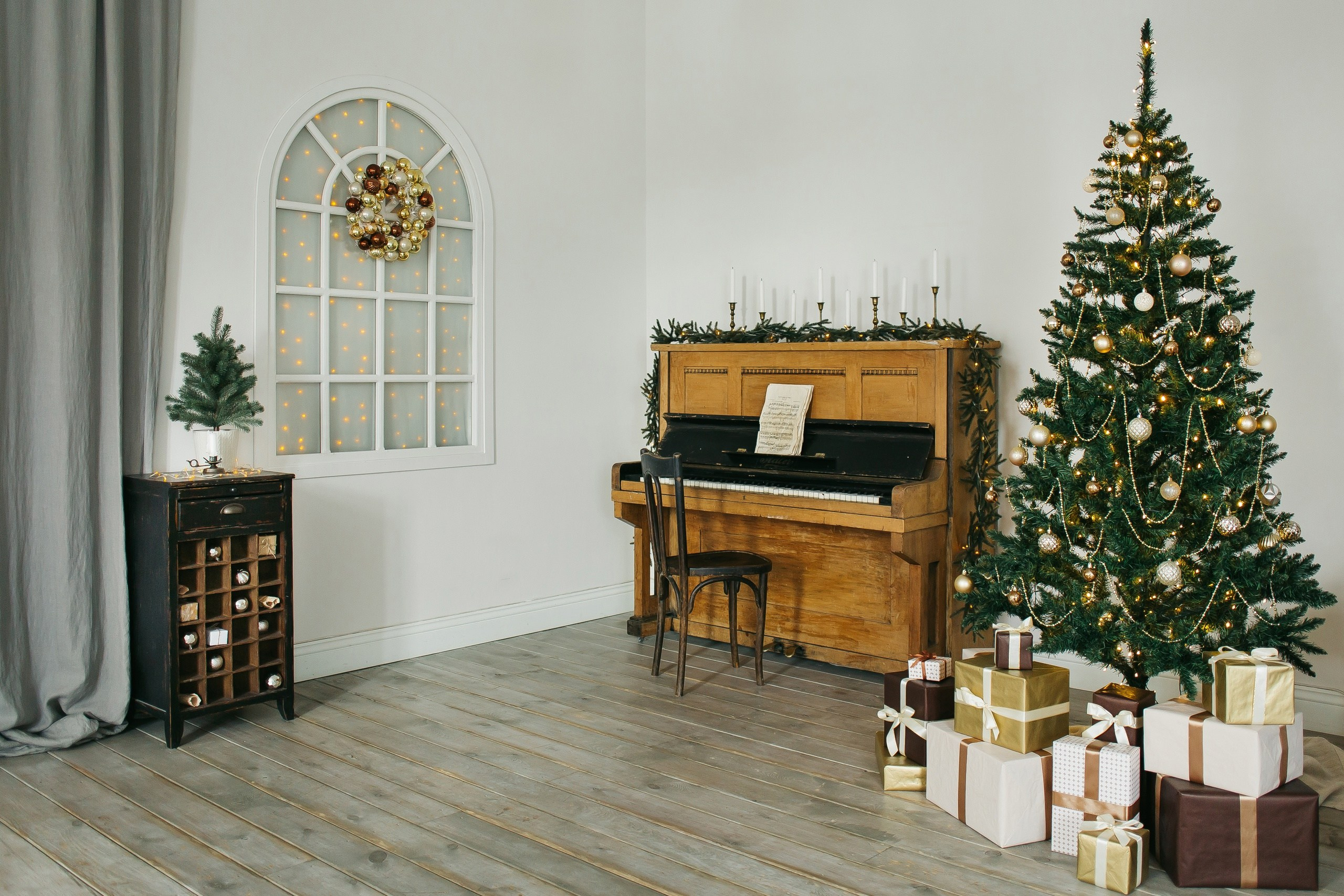 Фотостудии с новогодним интерьером 2024-2025. Детский и семейный фотограф в Екатеринбурге