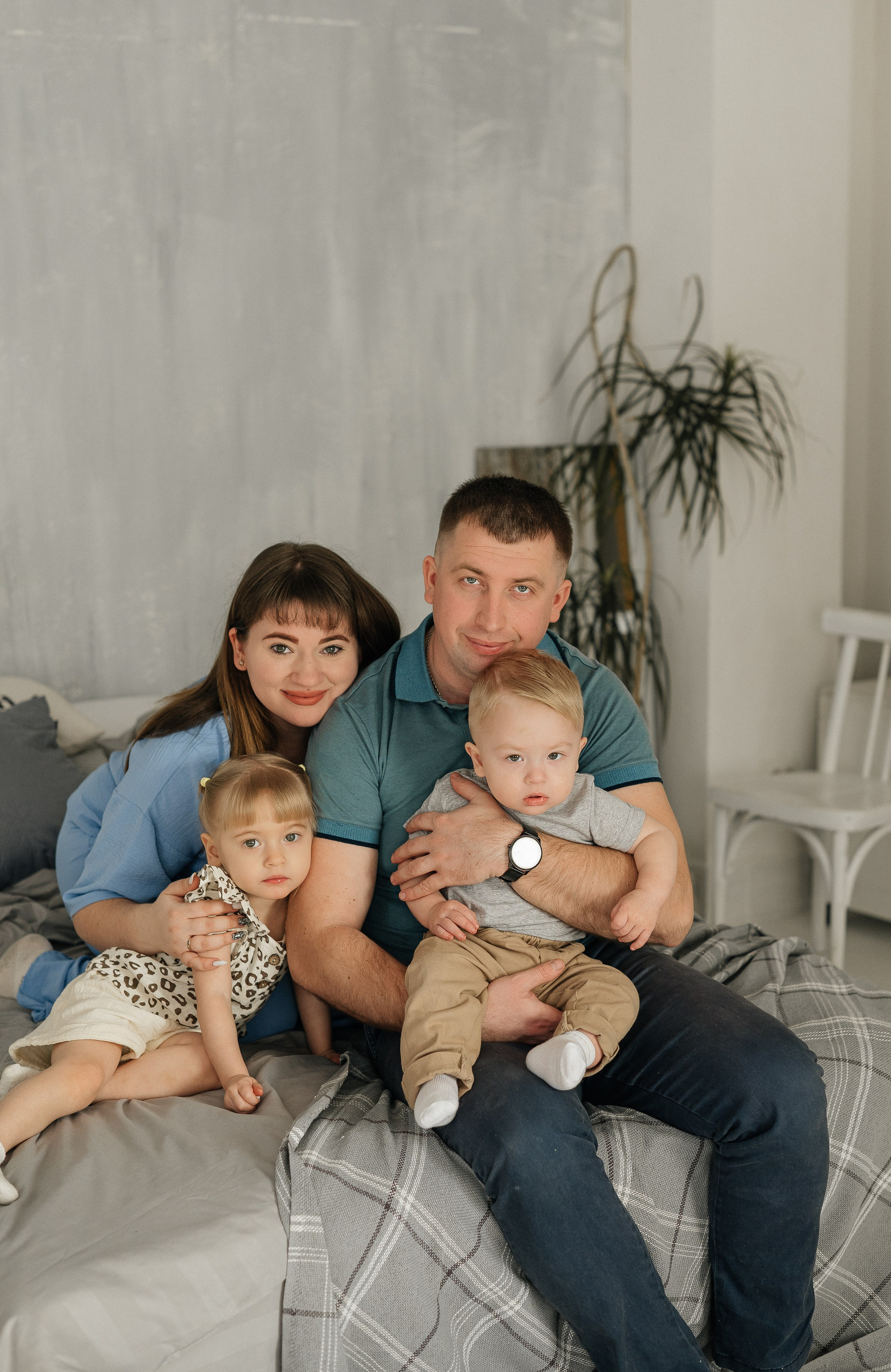 Семейная фотосессия прайс. Свадебный, семейный и школьный фотограф в Бийске Ксения Мамаева