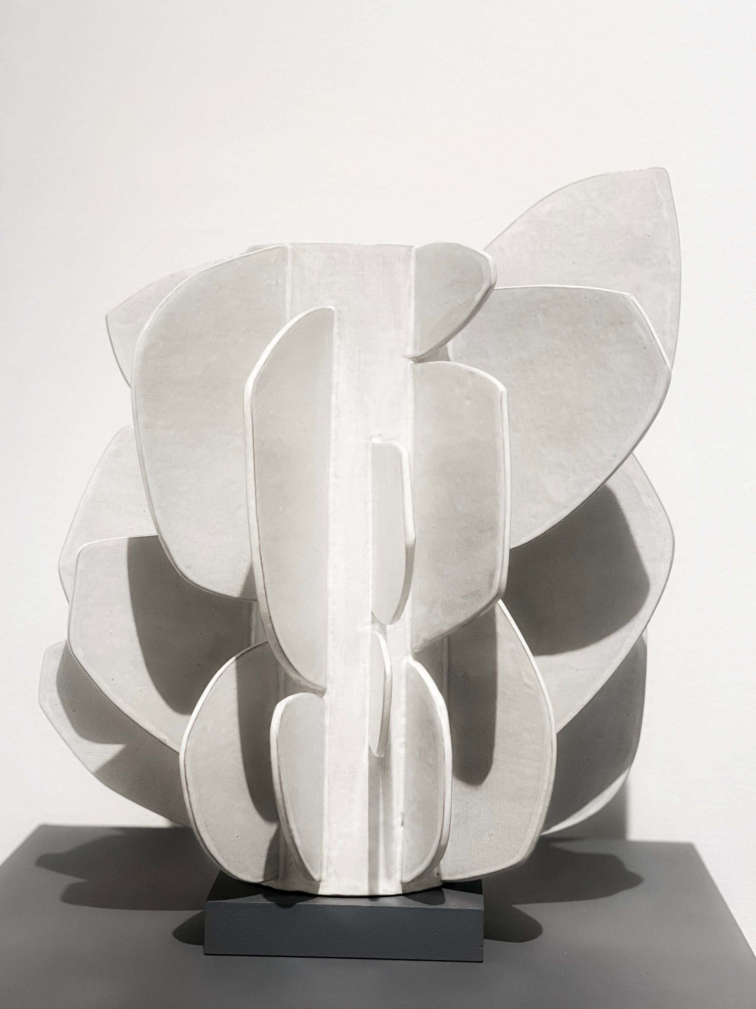 Ваза «Полотно». Художественная и интерьерная керамика в Москве