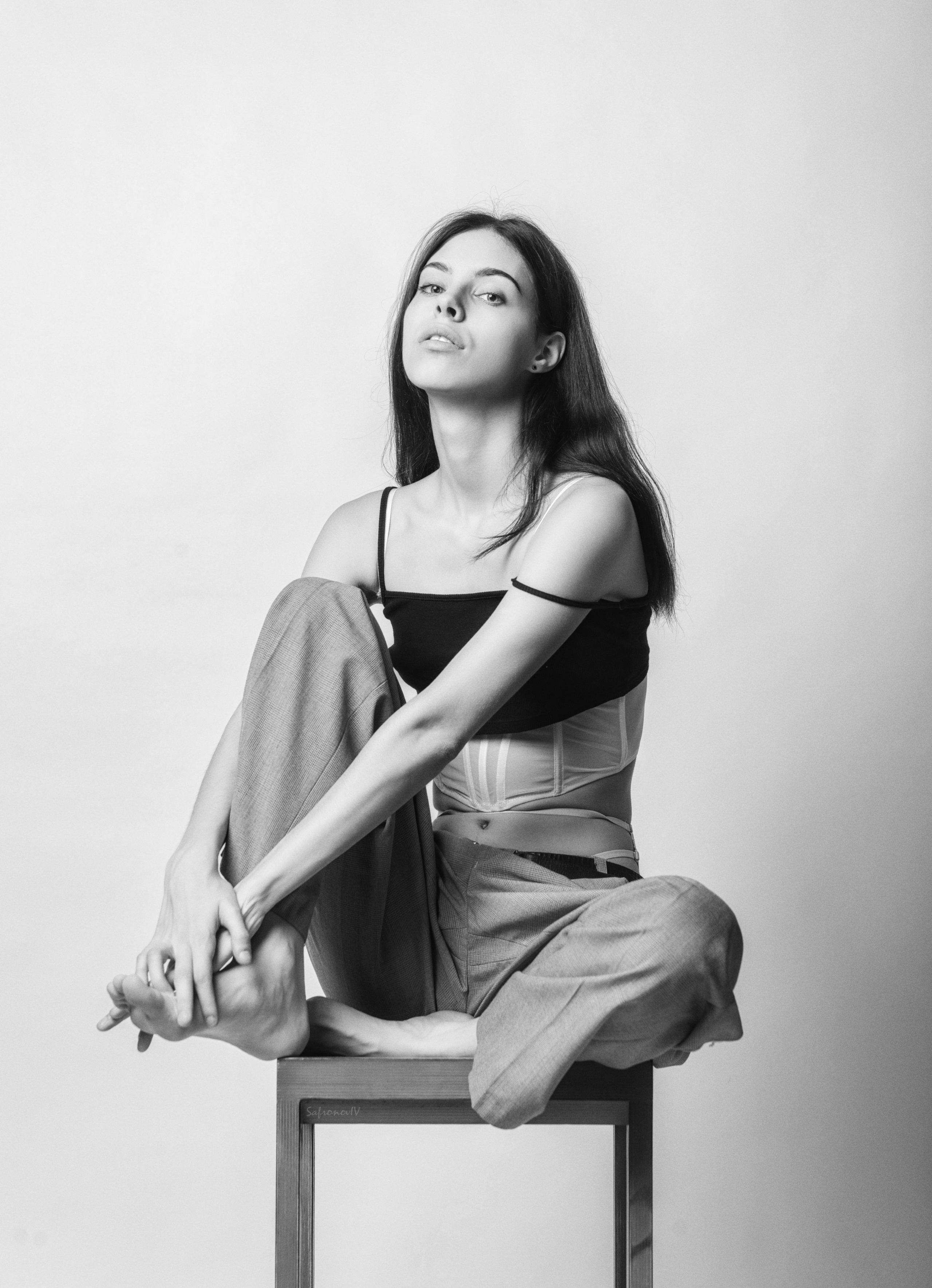 Позы для уверенности: как положение тела влияет на настроение дня. Сафронов Иван — портретный фотограф в Москве