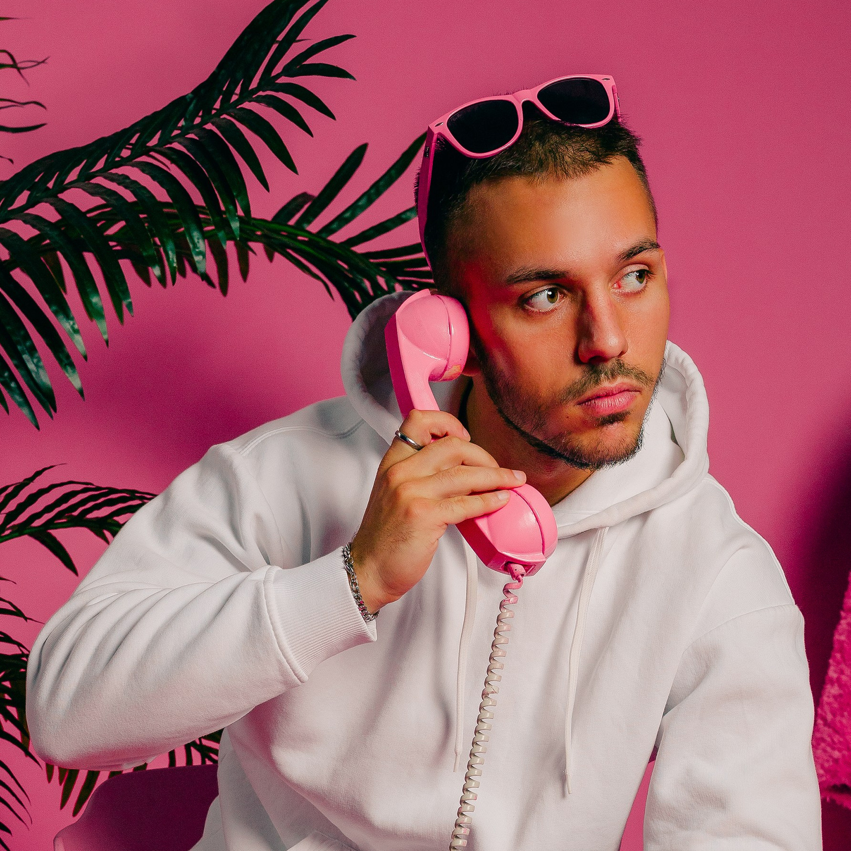 Контакты. Фотограф Кирилл Фабульян