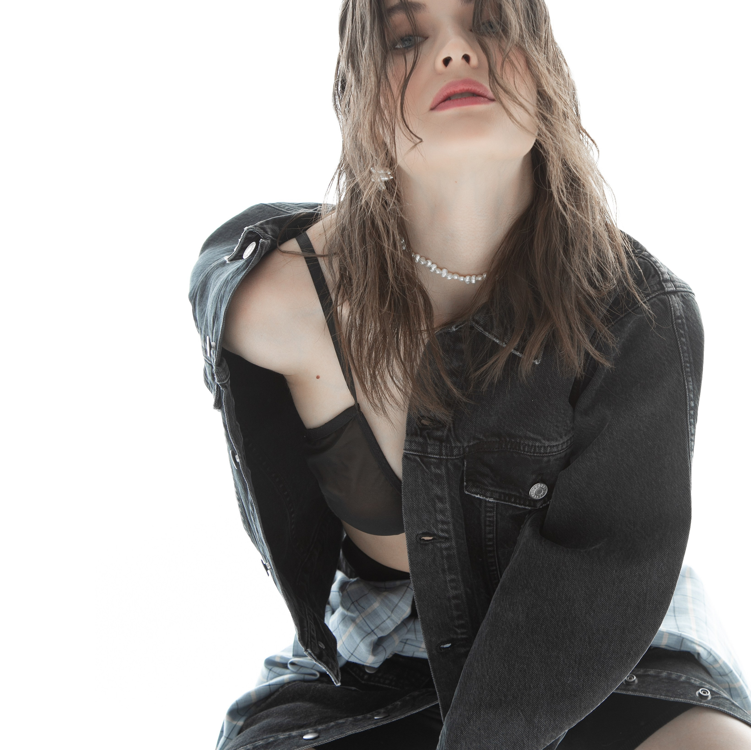 Коммерческий контент фотограф для маркетплейсов в Новосибирске