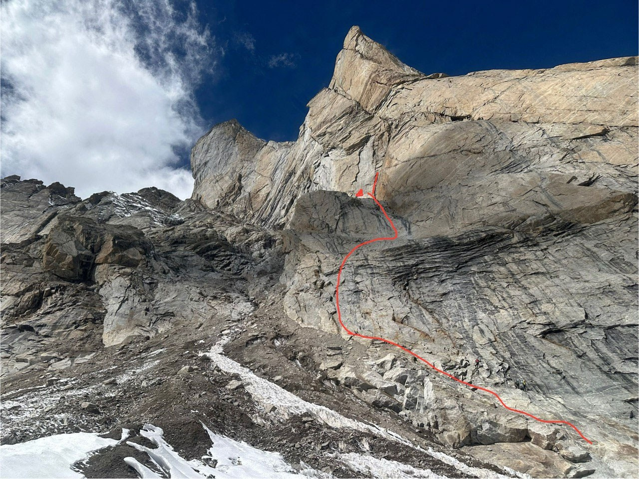 Номинанты 2025: Первопрохождение на пик Iris в долине Мияр в Индийских Гималаях маршрут «Карма». Премия Стальной Ангел