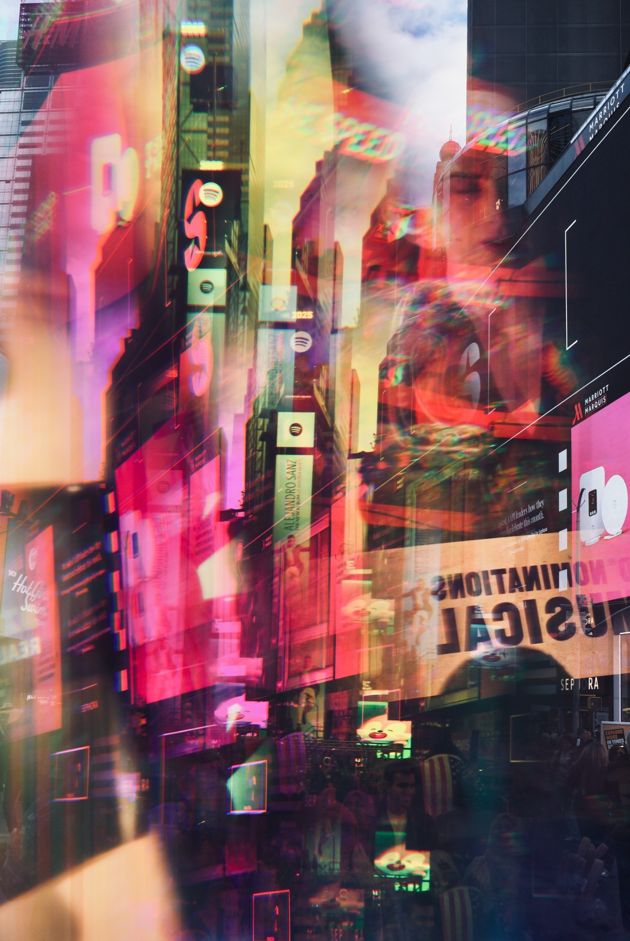 USA DIGITAL. International visual artist