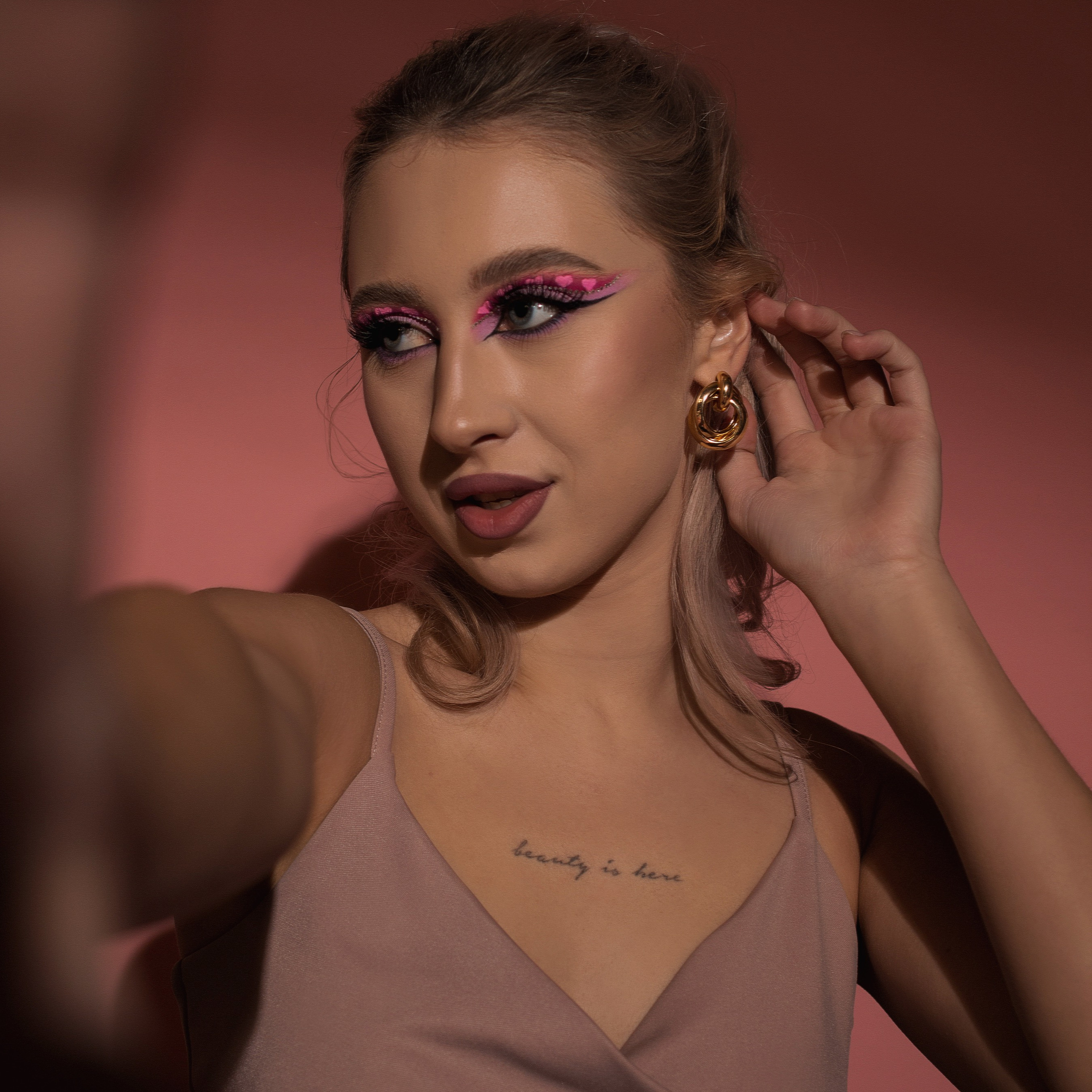 Фотограф Москва — личные фотосессии, лавстори в студии