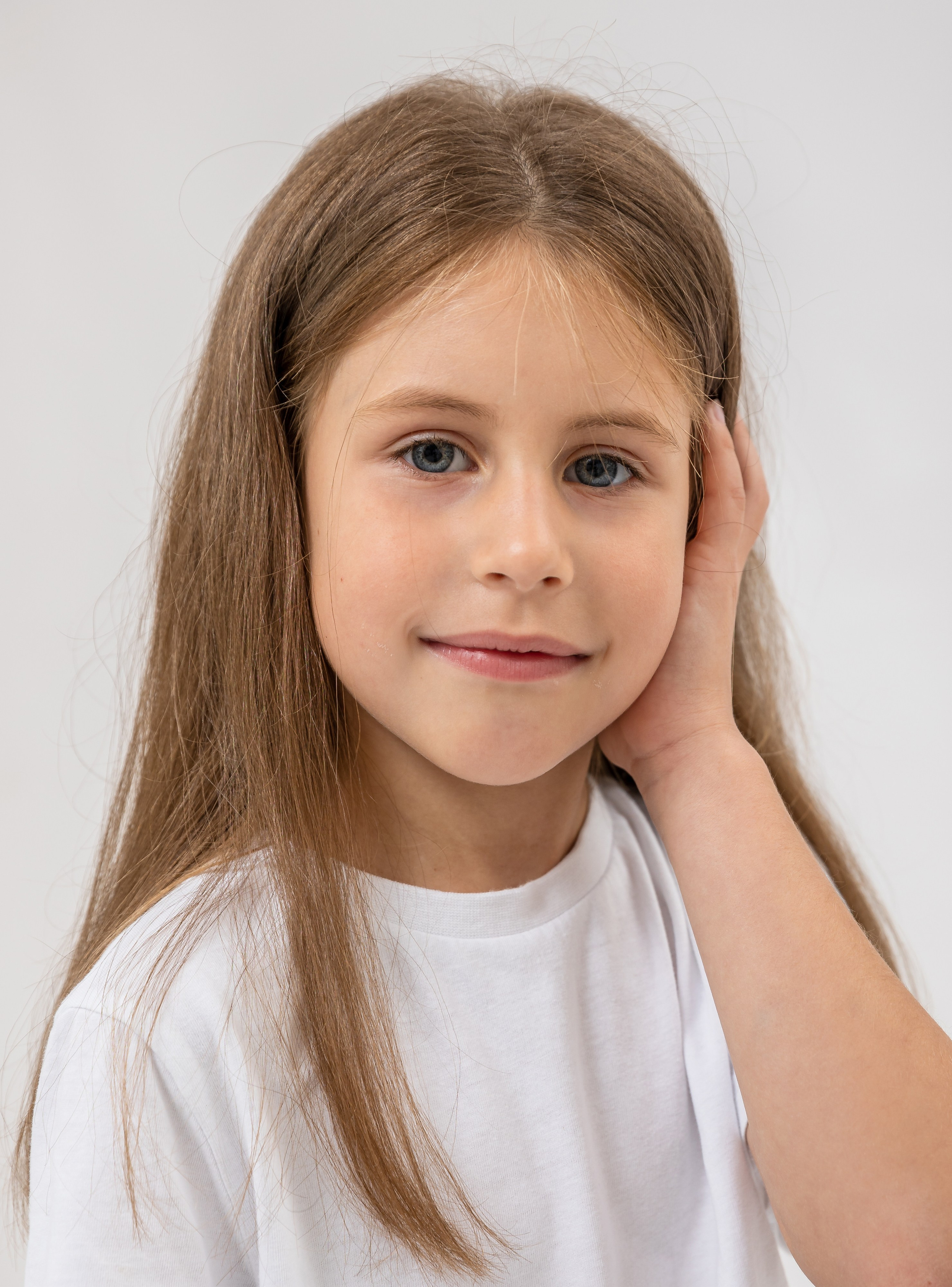 База моделей. Модельное Агентство Alma Model Management