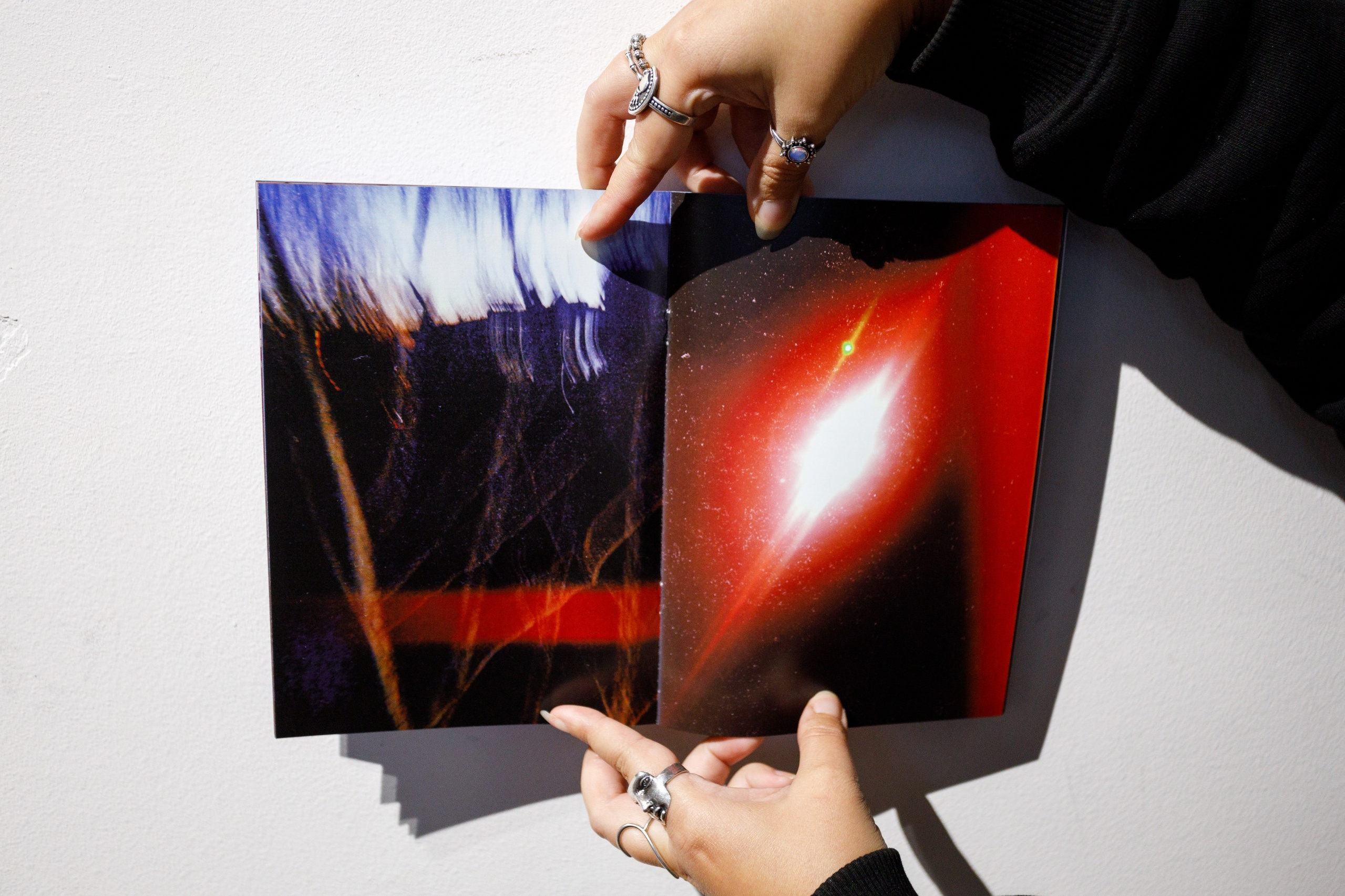 Бег во сне зин. Artist Anna Snegina Художница Анна Снегина