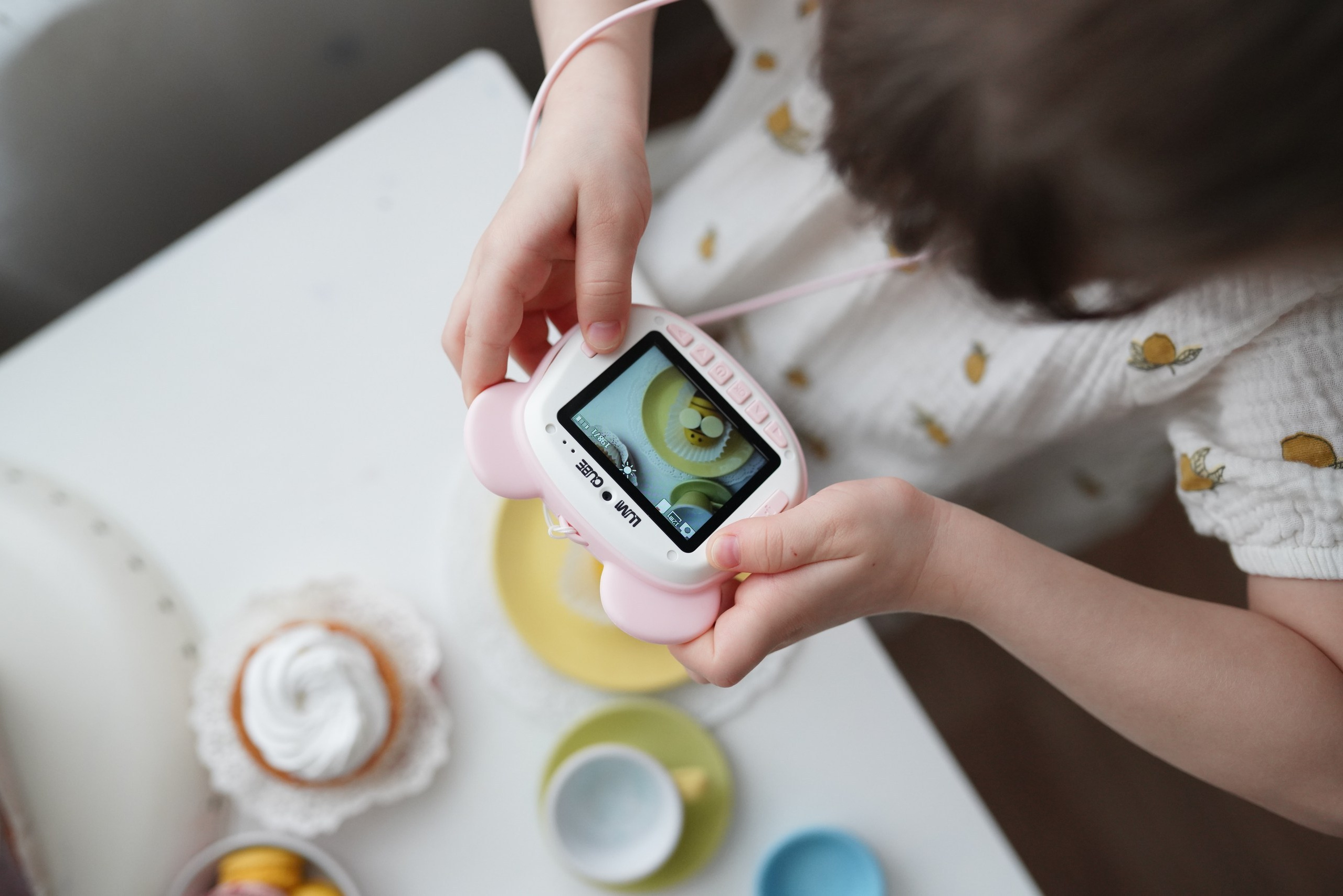 Контент для бренда детских устройств Lumicube. Семейный фотограф в Москве Лилия Лебедева