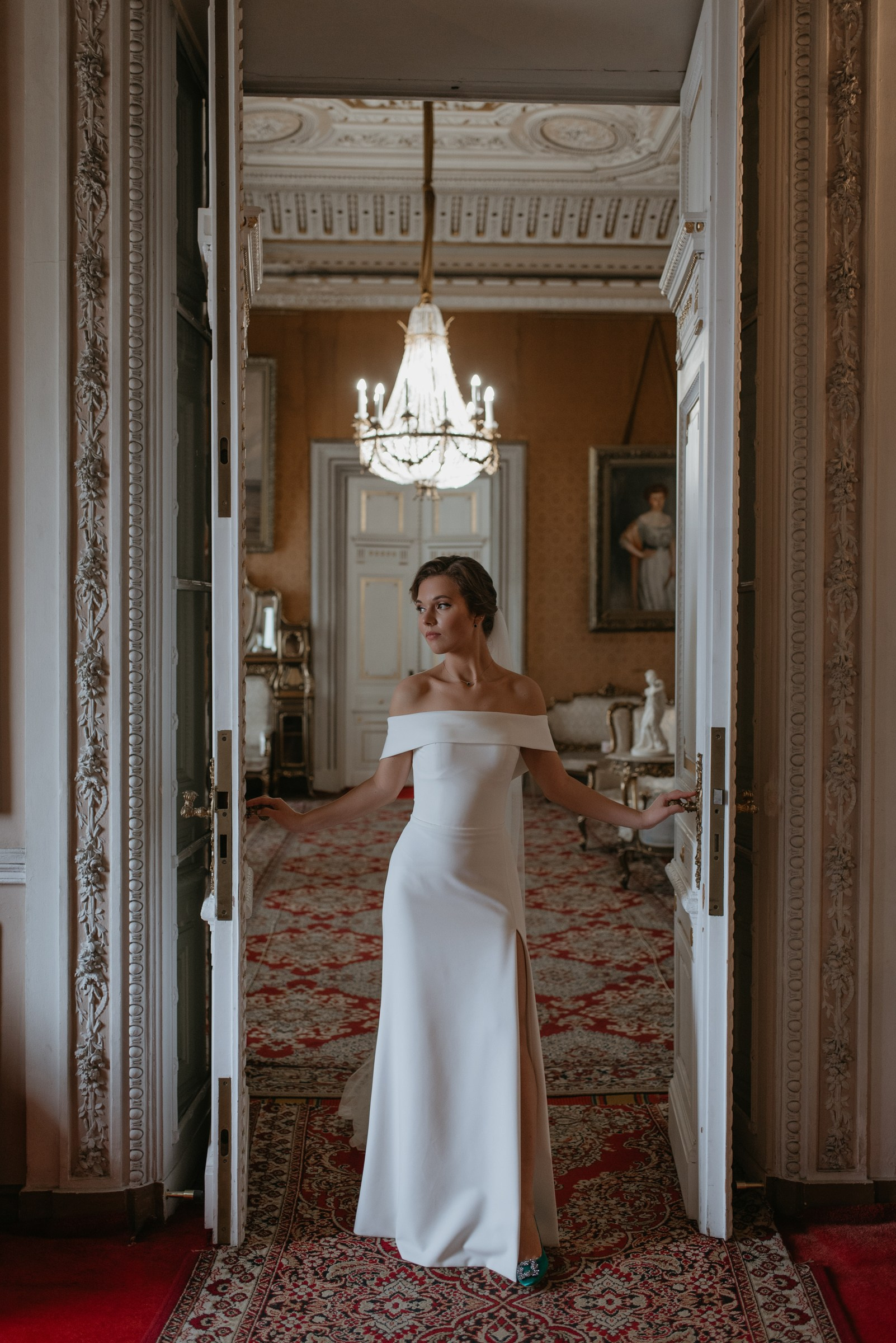 14 дворцов в Санкт-Петербурге для свадебной фотосессии в дождь. Свадебный фотограф в Санкт-Петербурге Венера Ахметова