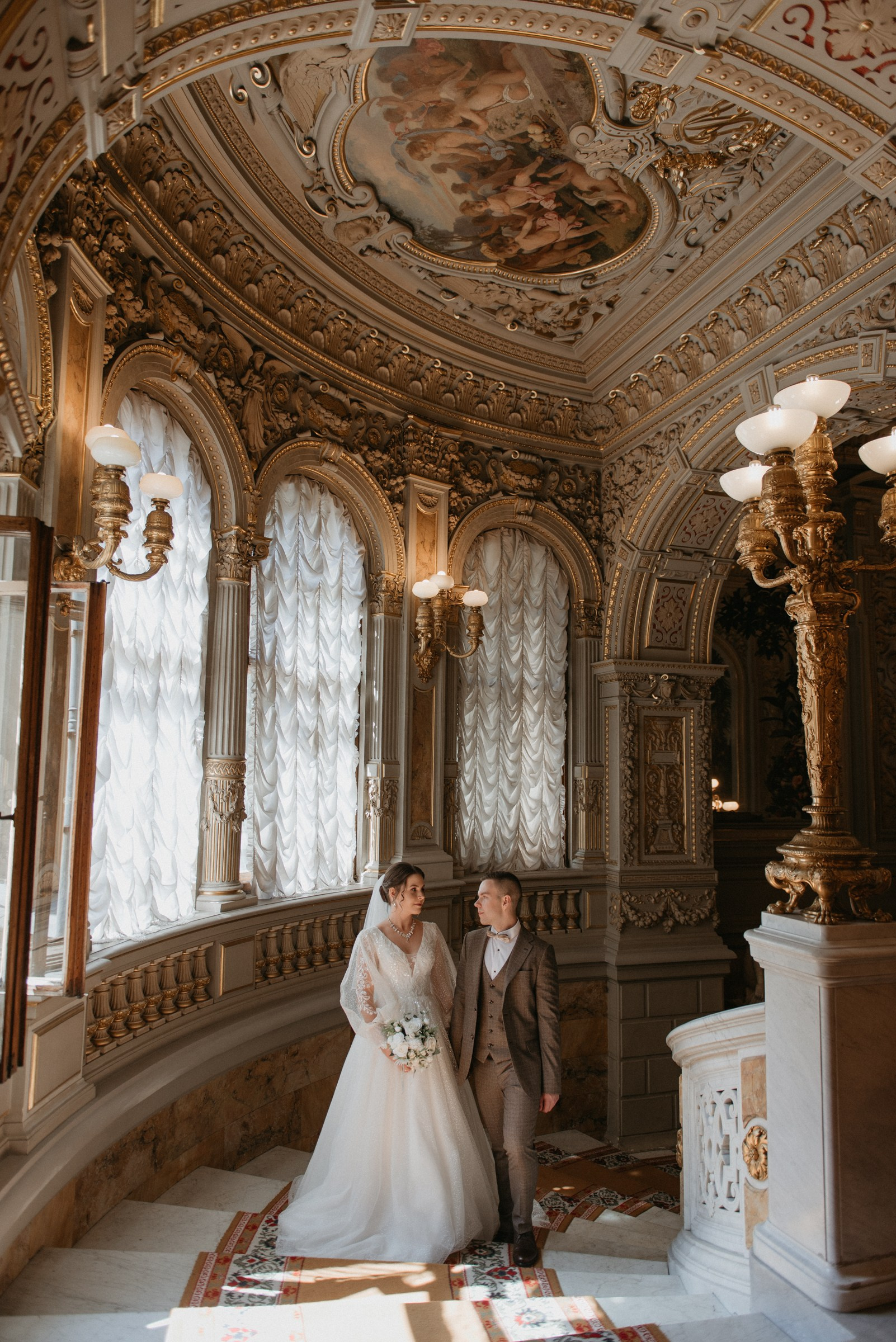 свадебная фотосессия в Доме Учёных, дворцы в Санкт-Петербурге для свадебной фотосессии