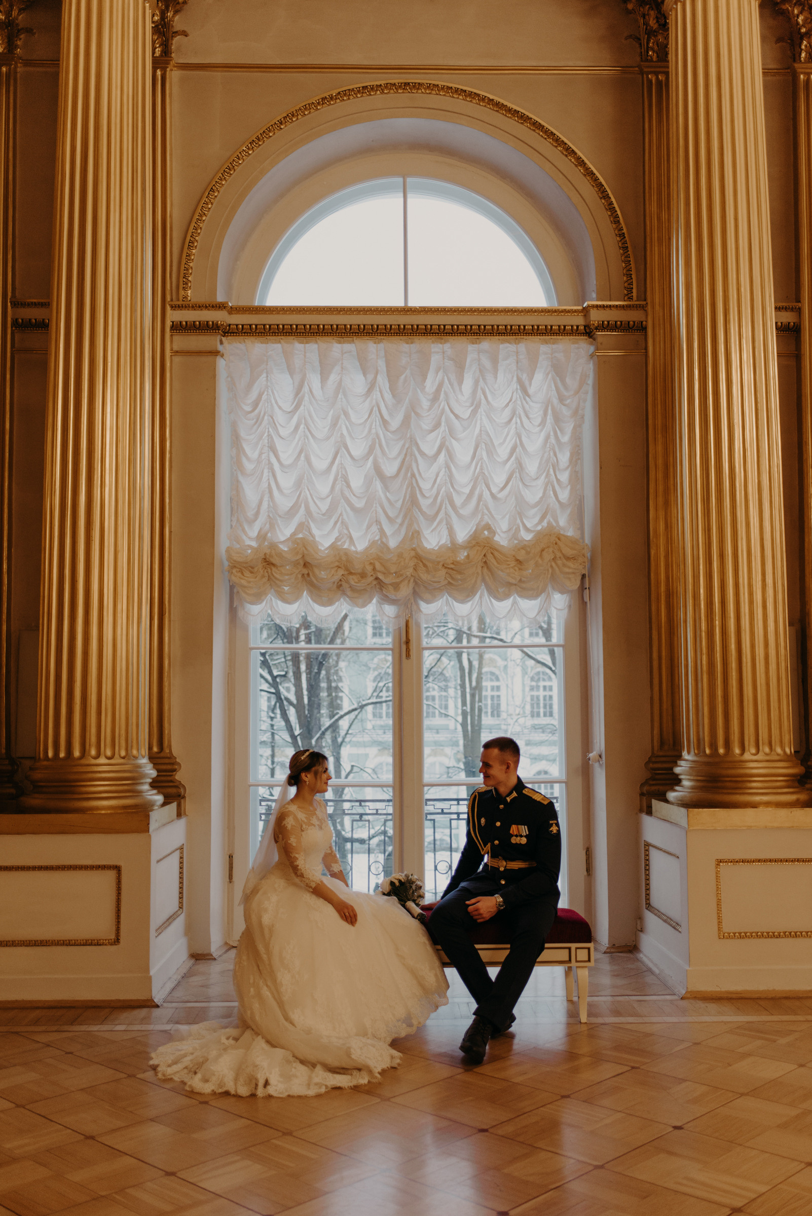 свадебная фотосессия в Эрмитаже