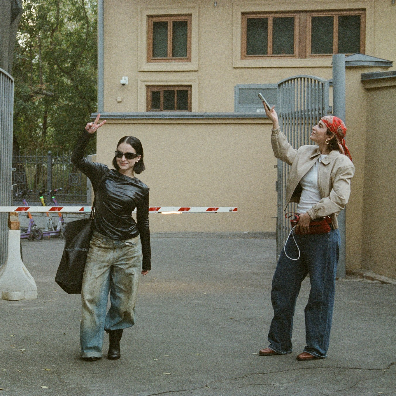 Как фотопрогулки с пленочной камерой могут тебя изменить. Плёночный фотограф, заказать фото на плёнку в Москве — Георгий Романов