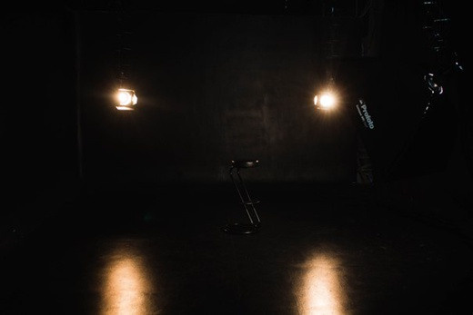 черный зал фотостудия