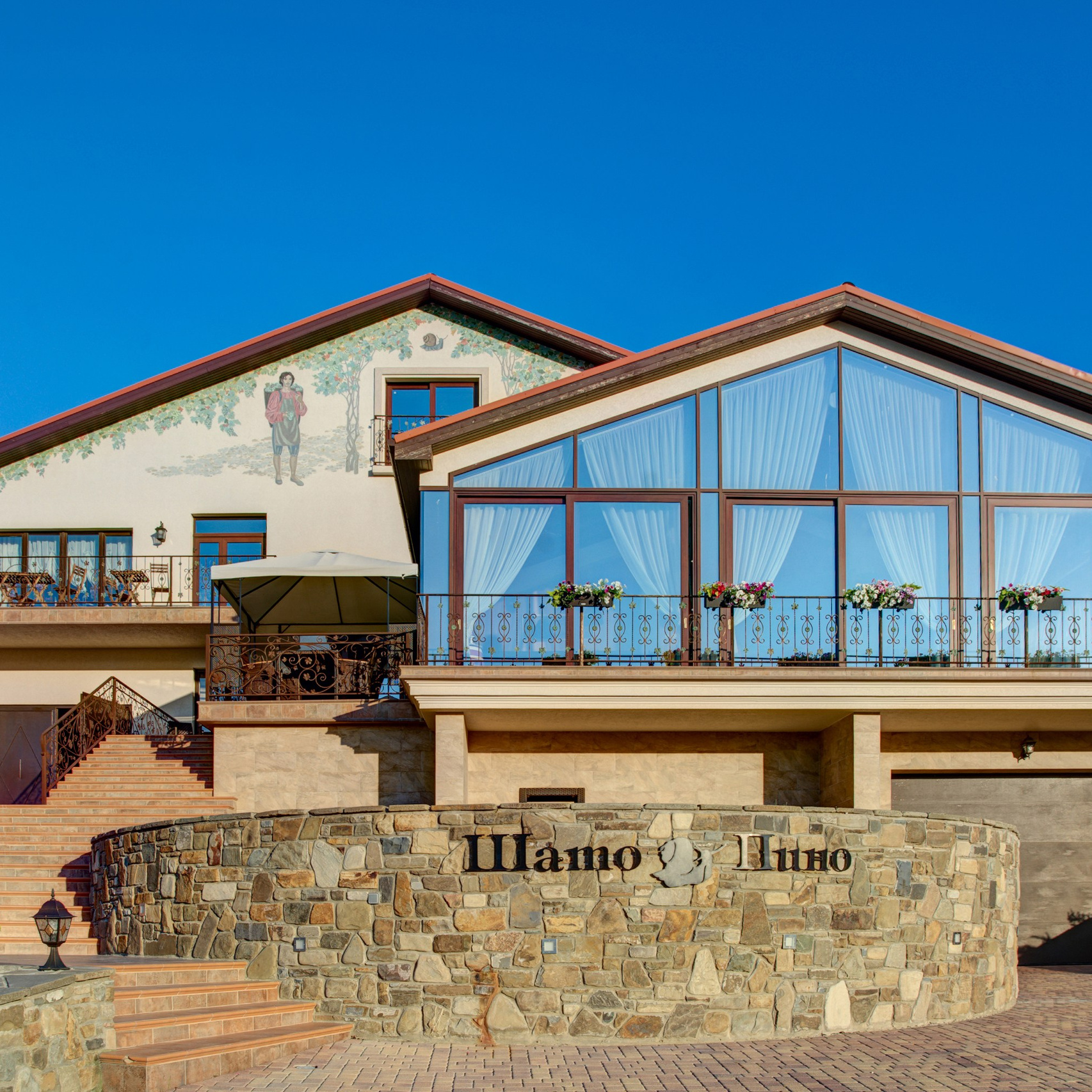 Контакты. Интерьерный фотограф в Сочи | Роман Сусленко