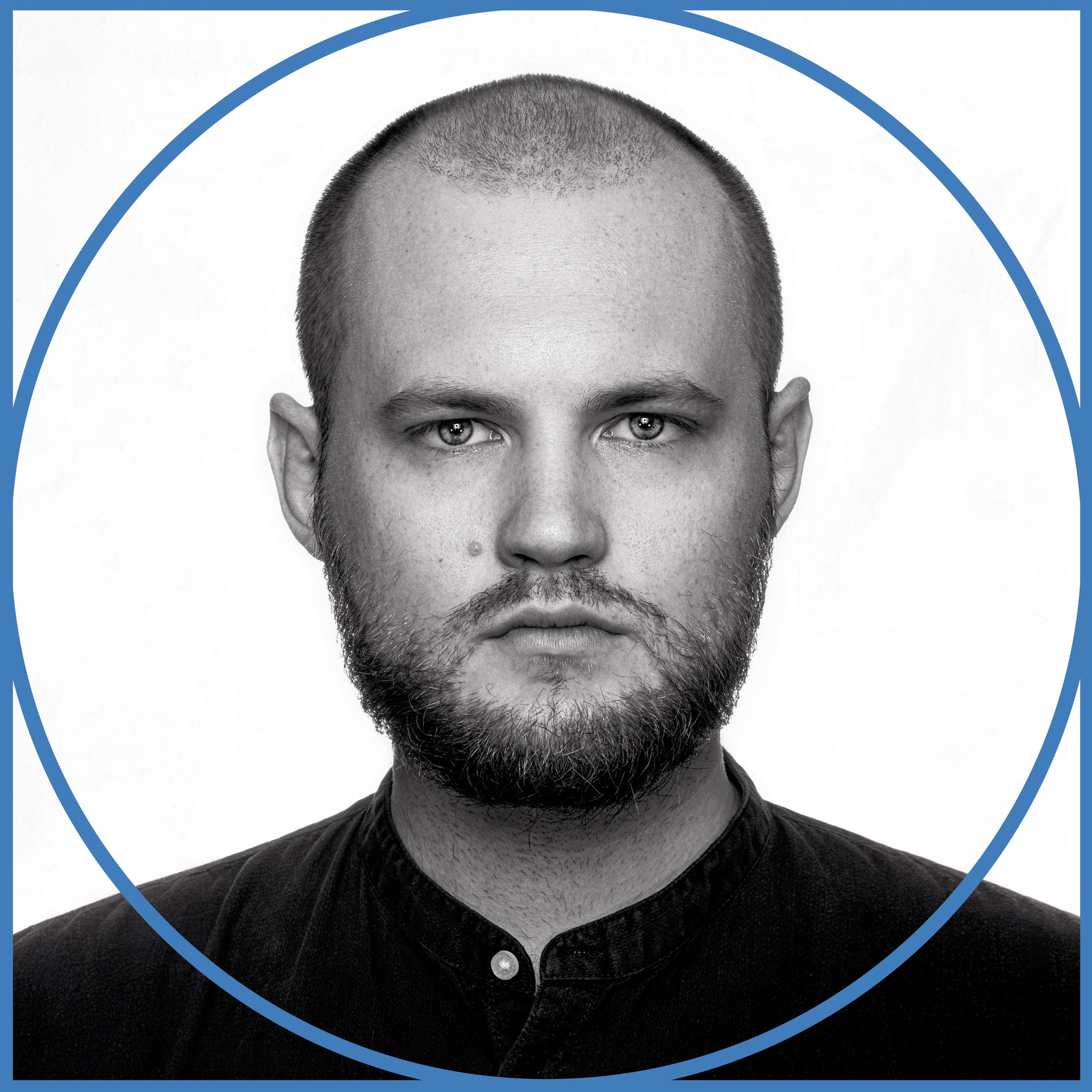 Оффлайн курс в студии RoRo по творческой съёмке. Фотограф Яковлев Роман — Красноярск