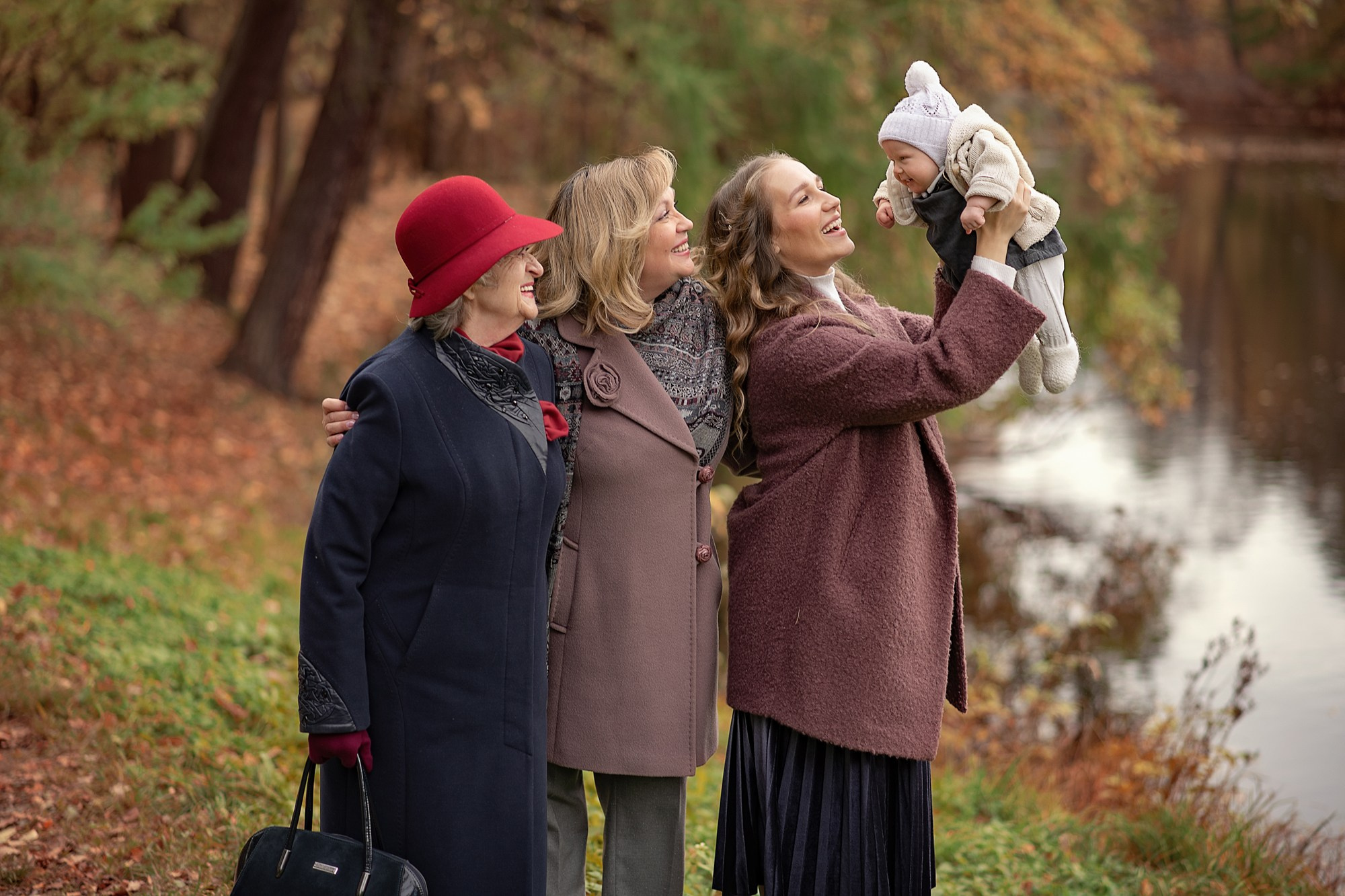 Юлия Борисова. Организация фотовыставок в Петербурге и Москве, MFamilia (МФамилия)
