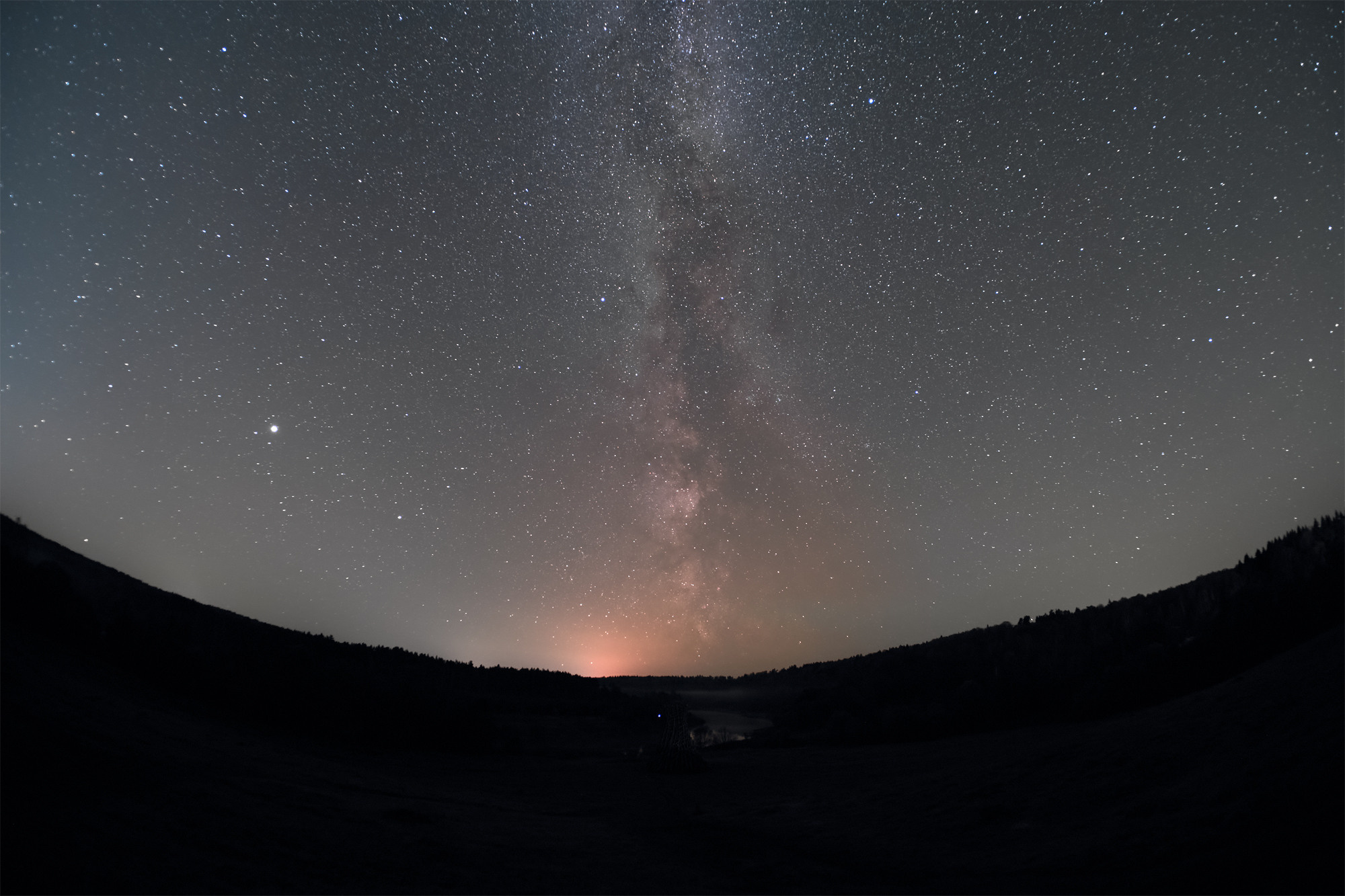 Сравнение объективов 7artisans 7,5/f2.8 и TTArtisan 7,5/f2.0. Фотограф Константин Шамин