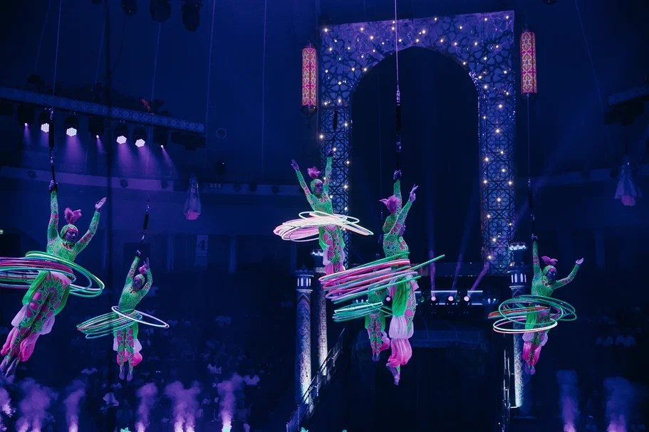 В Перми состоялась премьера шоу Гии Эрадзе «Песчаная сказка». Журнал о самом особенном. Пермь и Пермский край