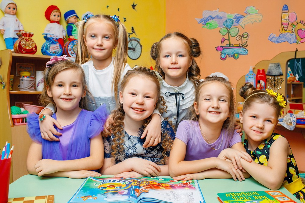 выпускные альбомы Йошкар-Ола, выпускные фотокниги Йошкар-Ола, видеосъемка выпускных Йошкар-Ола, выпускной Йошкар-Ола, оператор на выпускной Йошкар-ола, видеограф Йошкар-Ола, фотограф Йошкар-Ола, видеосъемка детских утренников Йошкар-Ола, фотосъемка детских утренников Йошкар-Ола, альбомы Йошкар-Ола, выпускные папки Йошкар-Ола, простые выпускные альбомы Йошкар-Ола, дешевые выпускные альбомы Йошкар-Ола, недорогие выпускные альбомы Йошкар-Ола