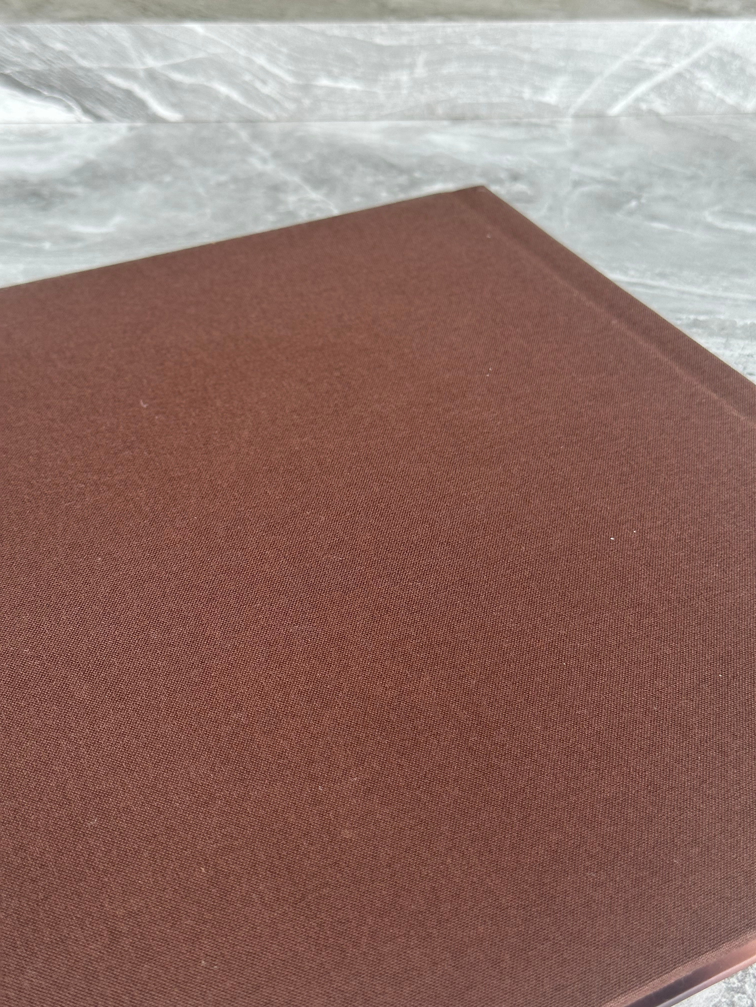 Фотокниги. Фотограф новорожденных во Владивостоке Ромашко Виктория