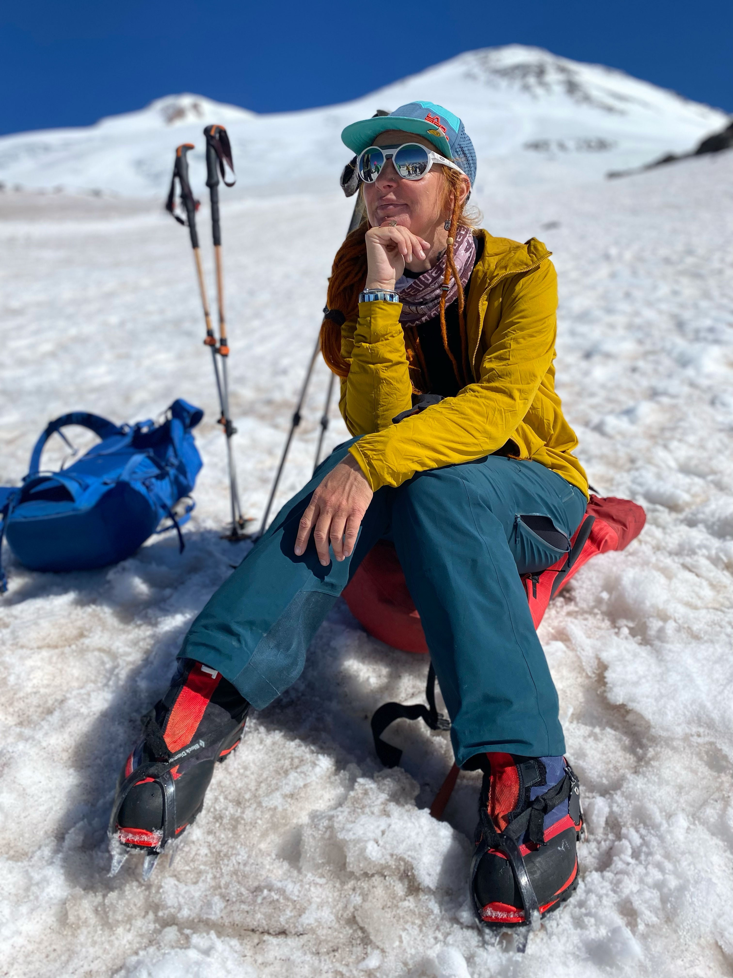 Сначала ты работаешь на имя, потом имя работает на тебя. “Steel Angel”: women’s climbing award