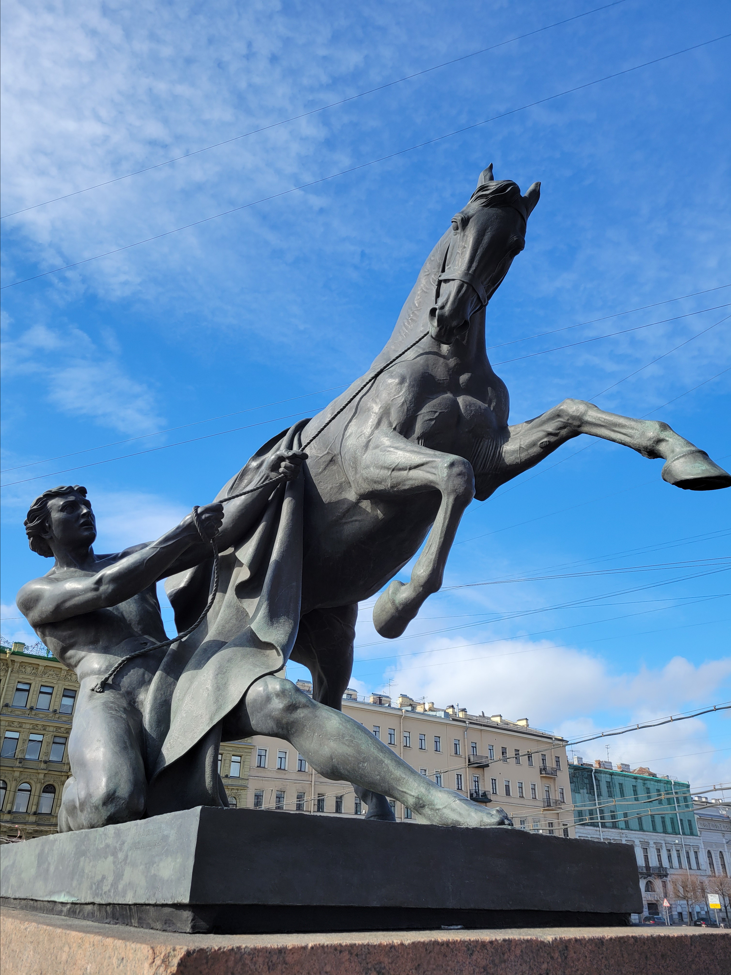 Россия. Санкт-Петербург. Walk & Fly with Batay