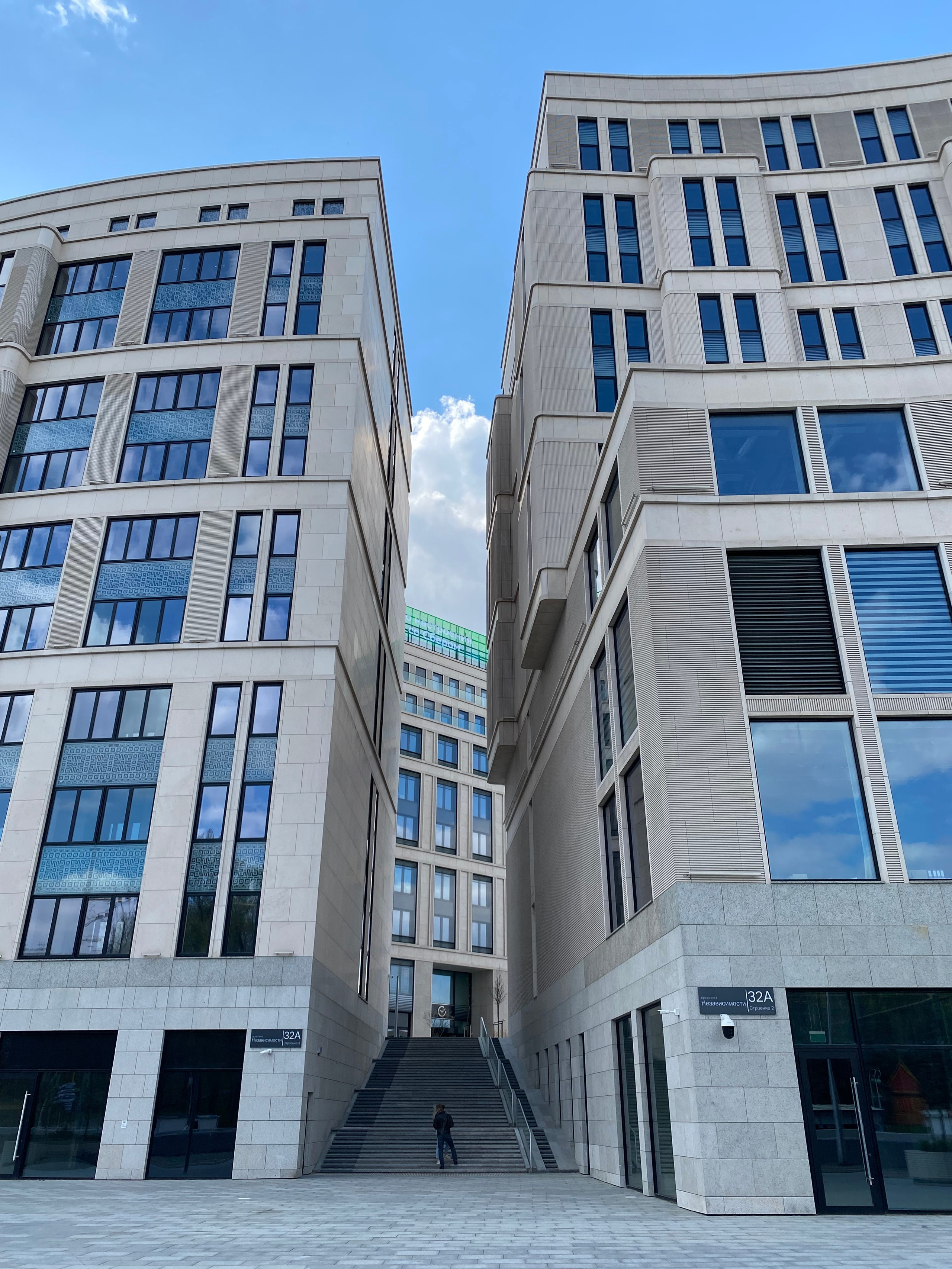 Топ открытых локаций Минска для свадебной прогулки. Свадебный и портретный фотограф в Минске Наташа Каракулова