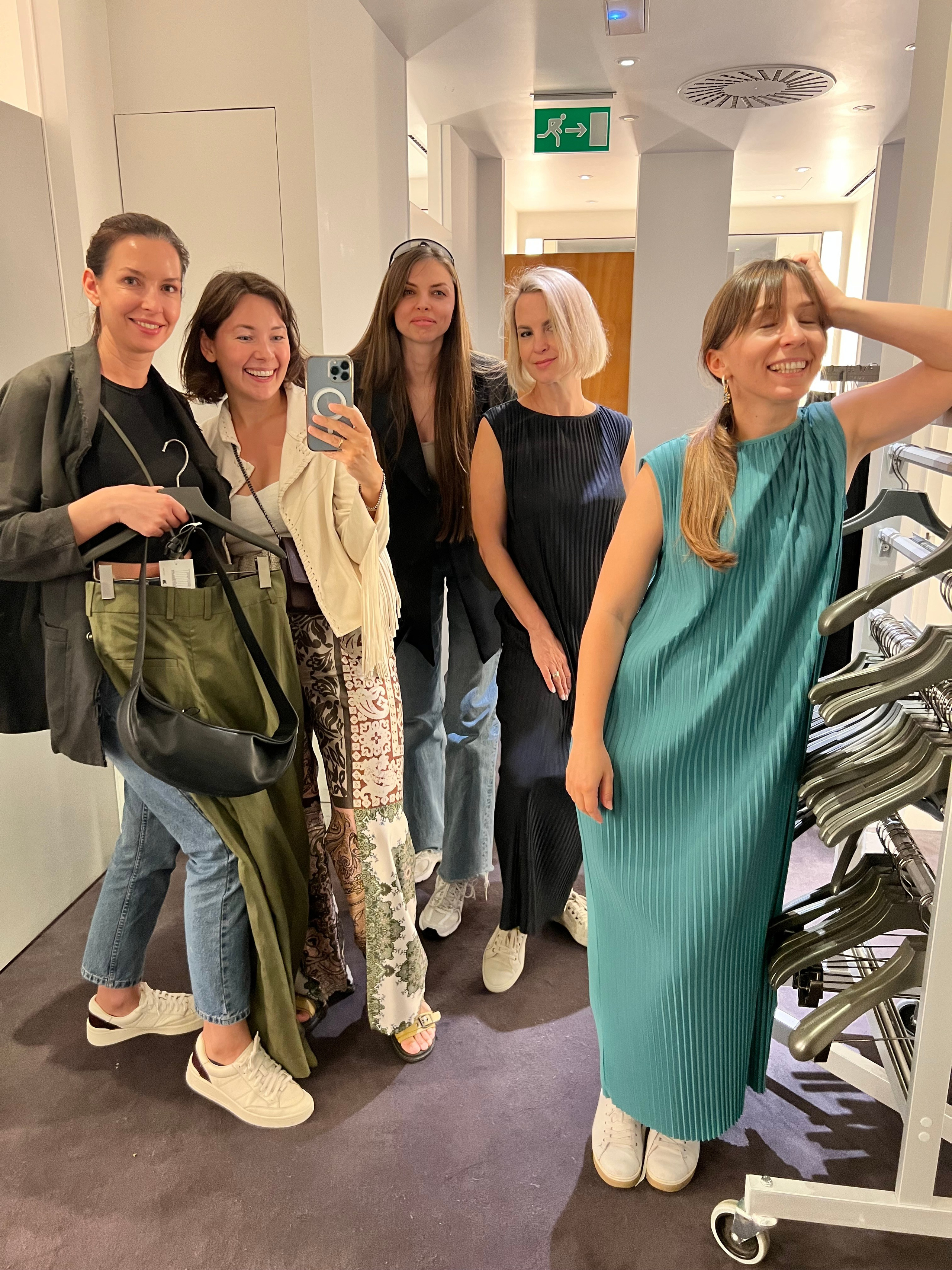 SHOPPING TOUR Валенсия, Мадрид, Барселона, Милан. Bantser Studio — Wedding photographer and planner in Valencia, Spain