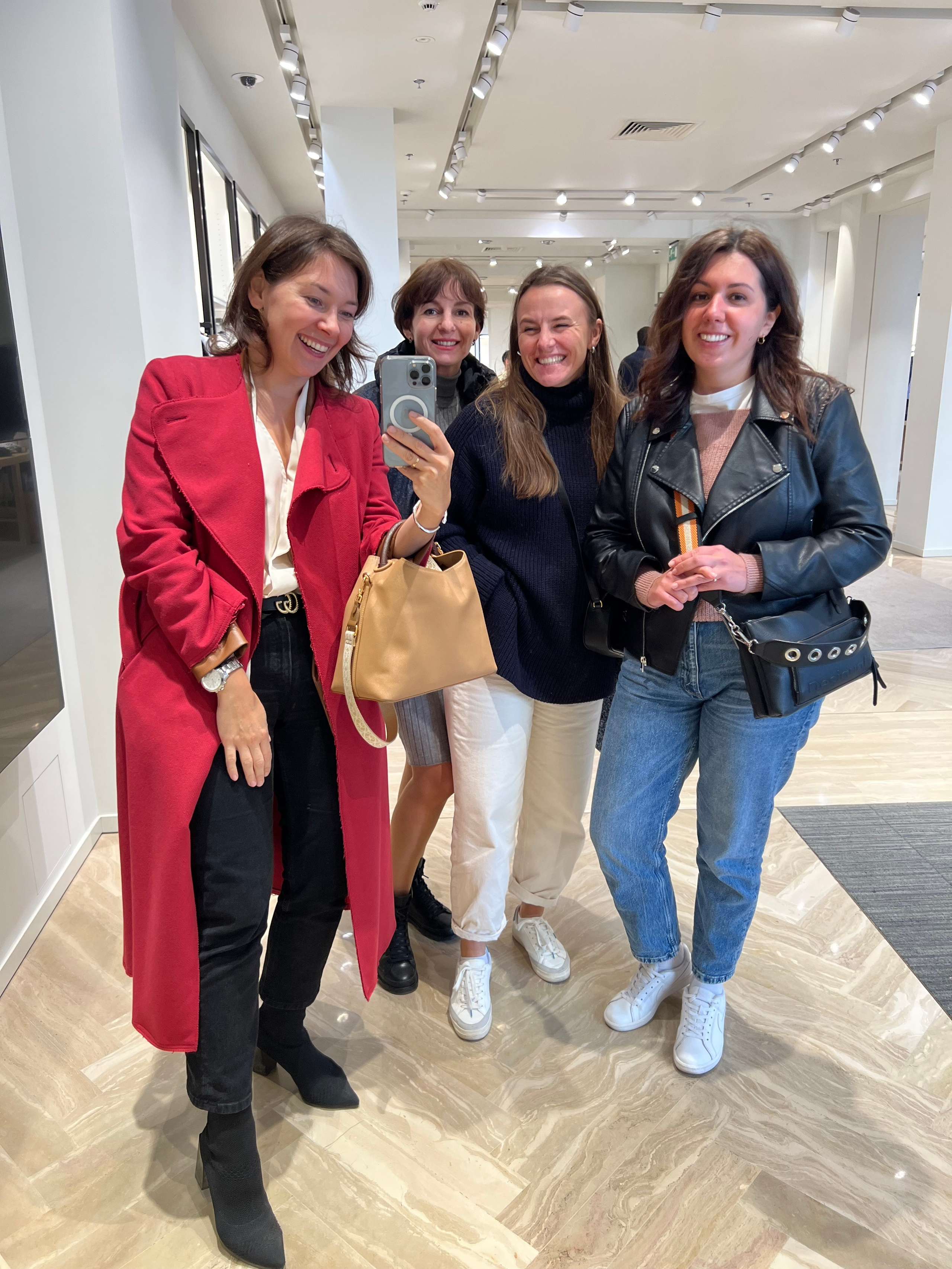 SHOPPING TOUR Валенсия, Мадрид, Барселона, Милан. Bantser Studio — Wedding photographer and planner in Valencia, Spain