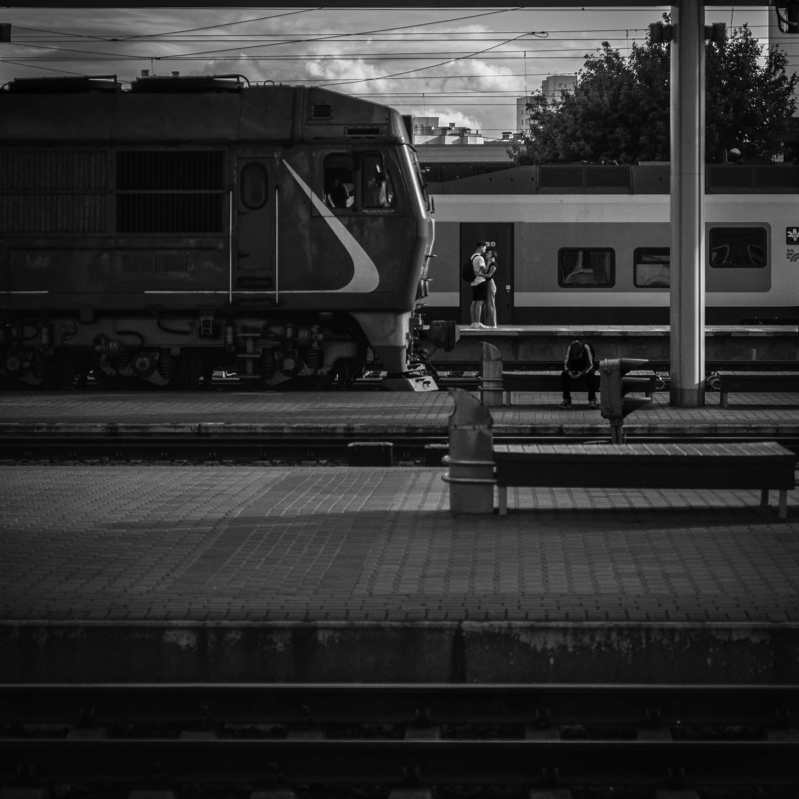 Услуги. Mikoff — Воспоминания и эмоции неподвластные времени