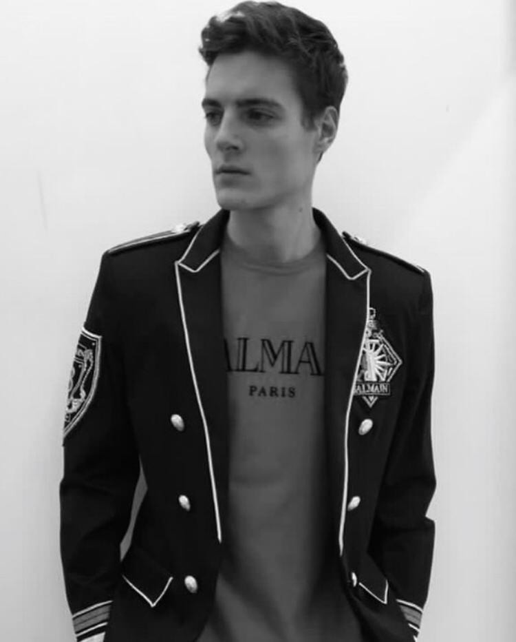 Serge. Материнское модельное агентство