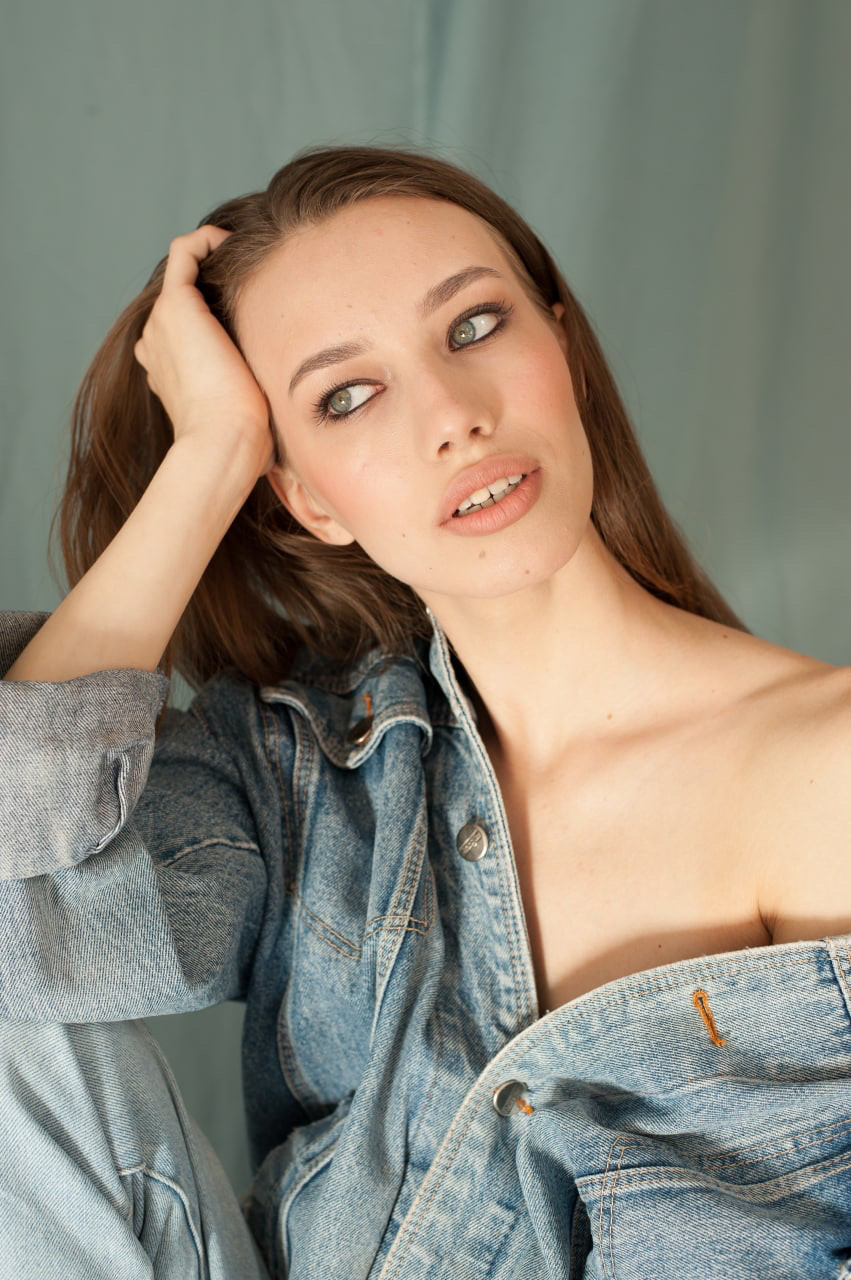 Gilli. Материнское модельное агентство