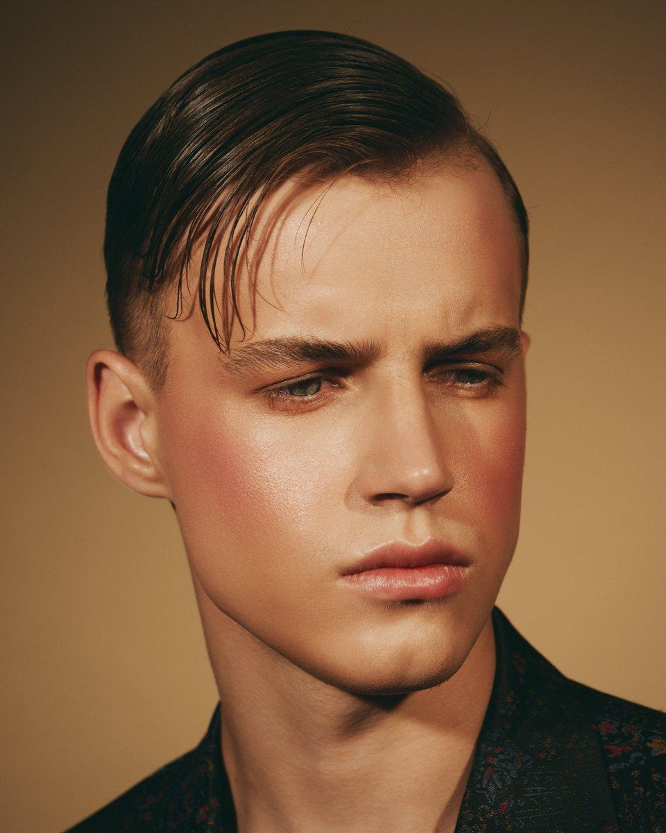 Mark. Материнское модельное агентство