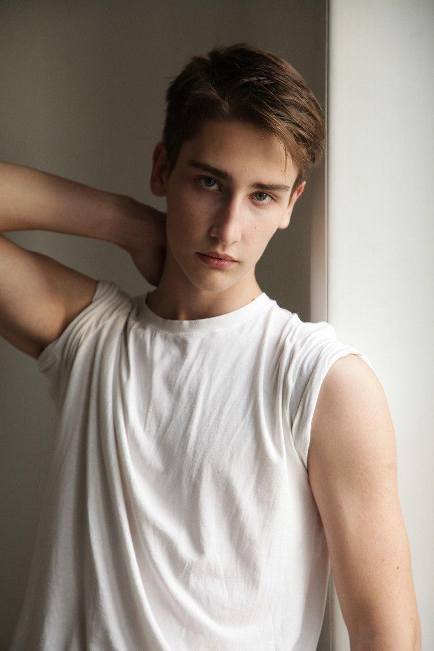 Vova. Материнское модельное агентство