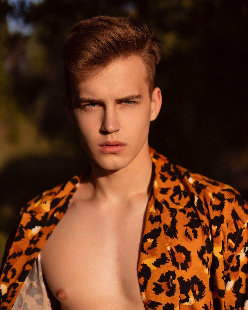 Mark. Материнское модельное агентство