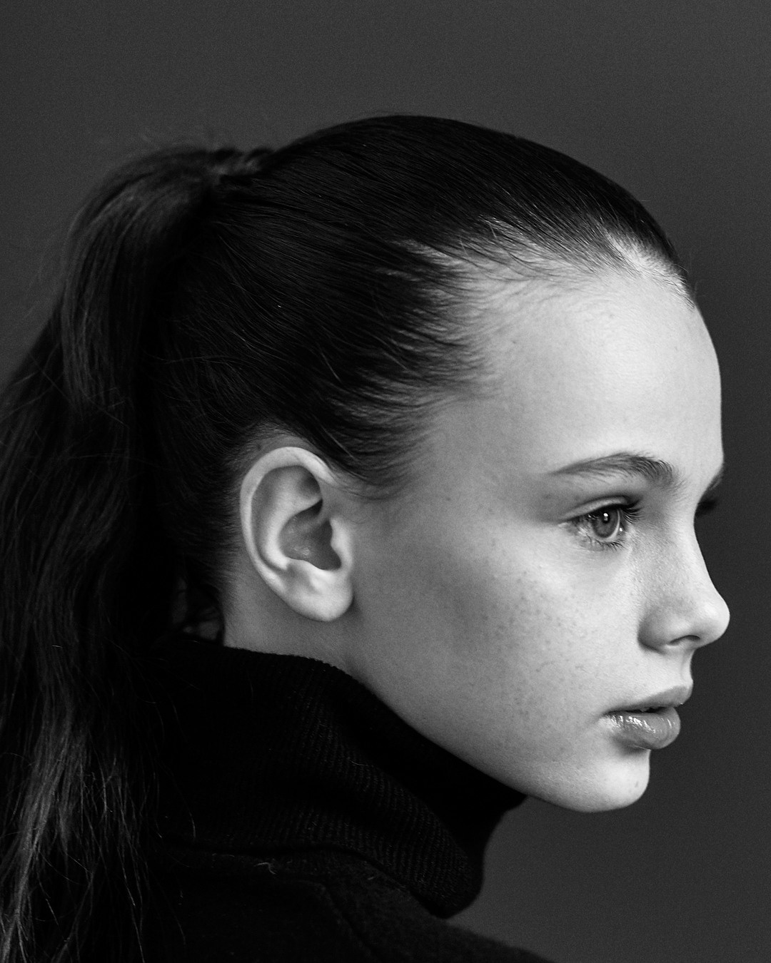 Dari. Материнское модельное агентство