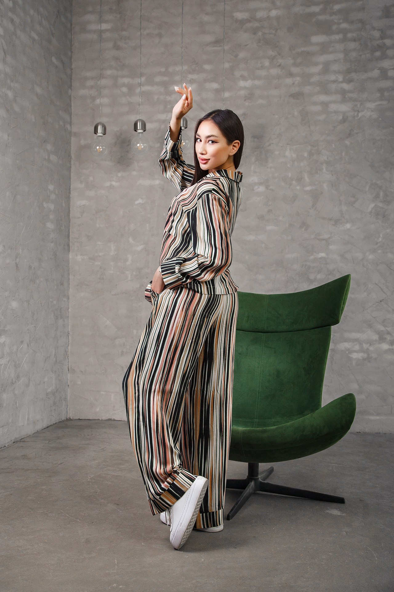 Реклама женской одежды. Натан Супервайзер по Продакшену