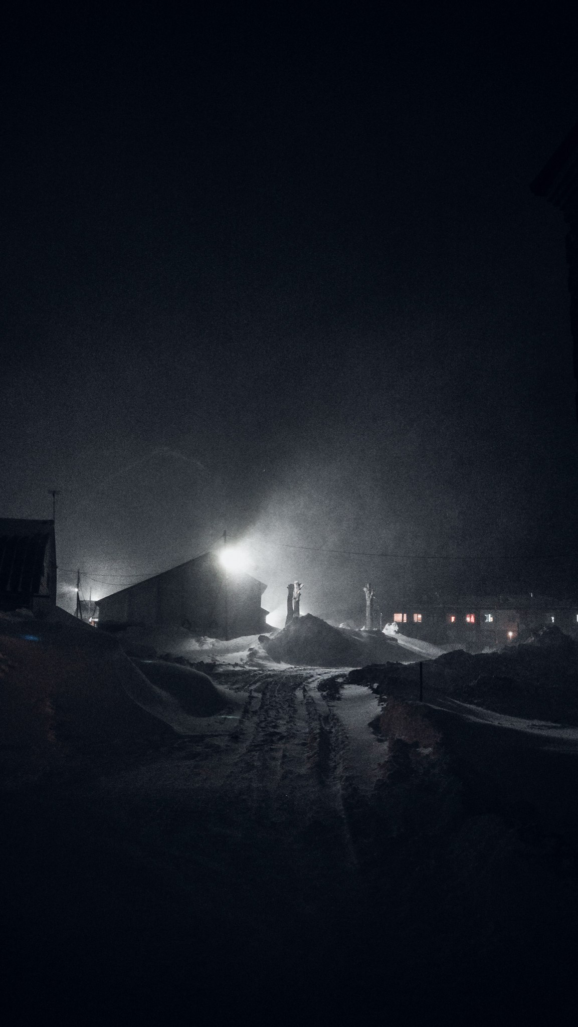 Приисковое. Человек с фотокамерой