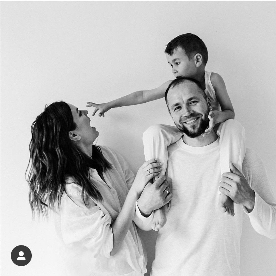 Референсы семейной фотосессии lifestyle. Креатор Ольга Яш