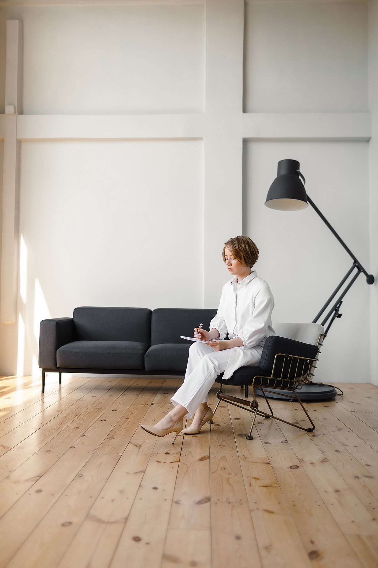 Фотосессия доктора для соц сетей. Профессиональный фотограф в Новосибирске